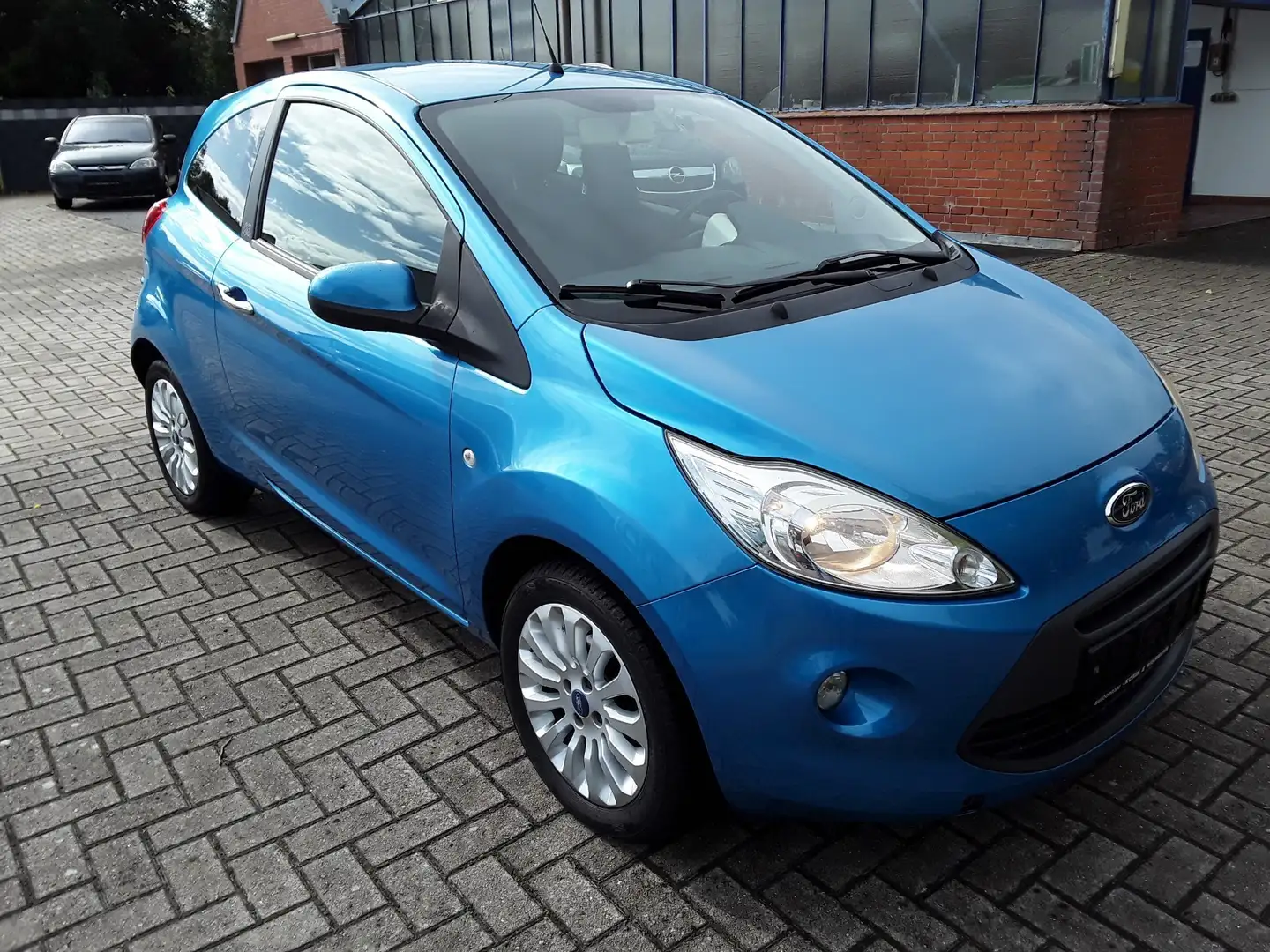 Ford Ka/Ka+ Ka 1.2 Titanium Blau - 2