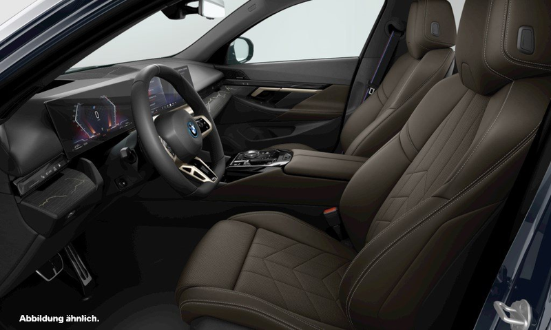 BMW 550 e xDrive Touring M Sport HUD PANO ACC AHK LM — photo 4