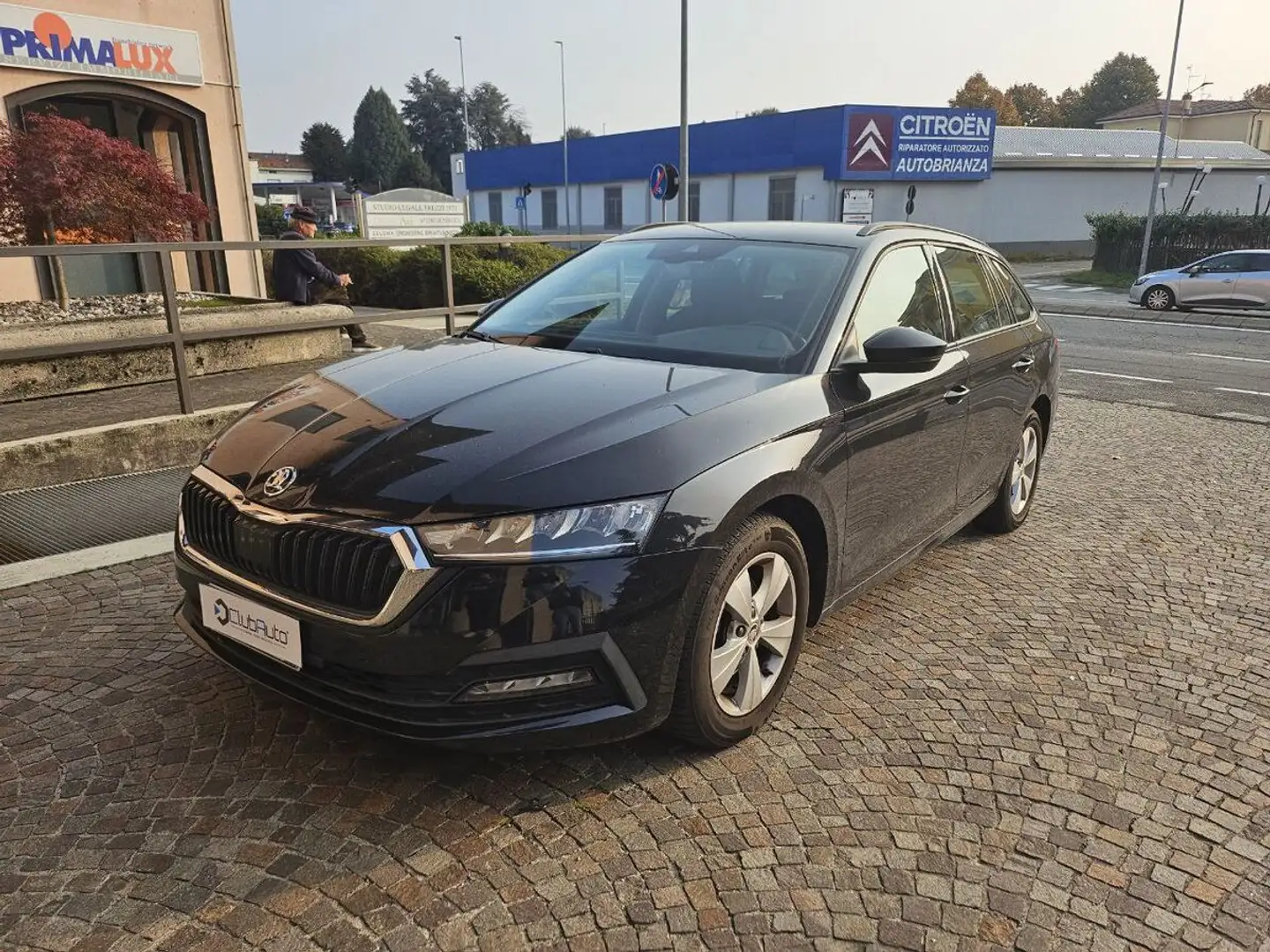 Skoda Octavia 1.5 e-tec Executive dsg Noir - 1