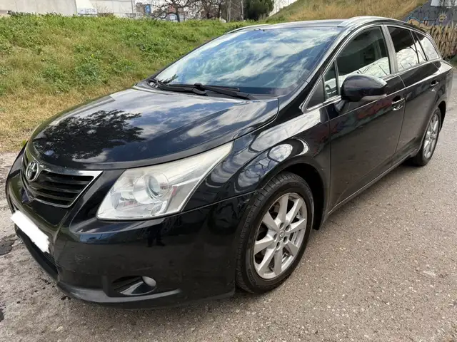 Toyota Avensis Wagon 2.2D-4D Executive