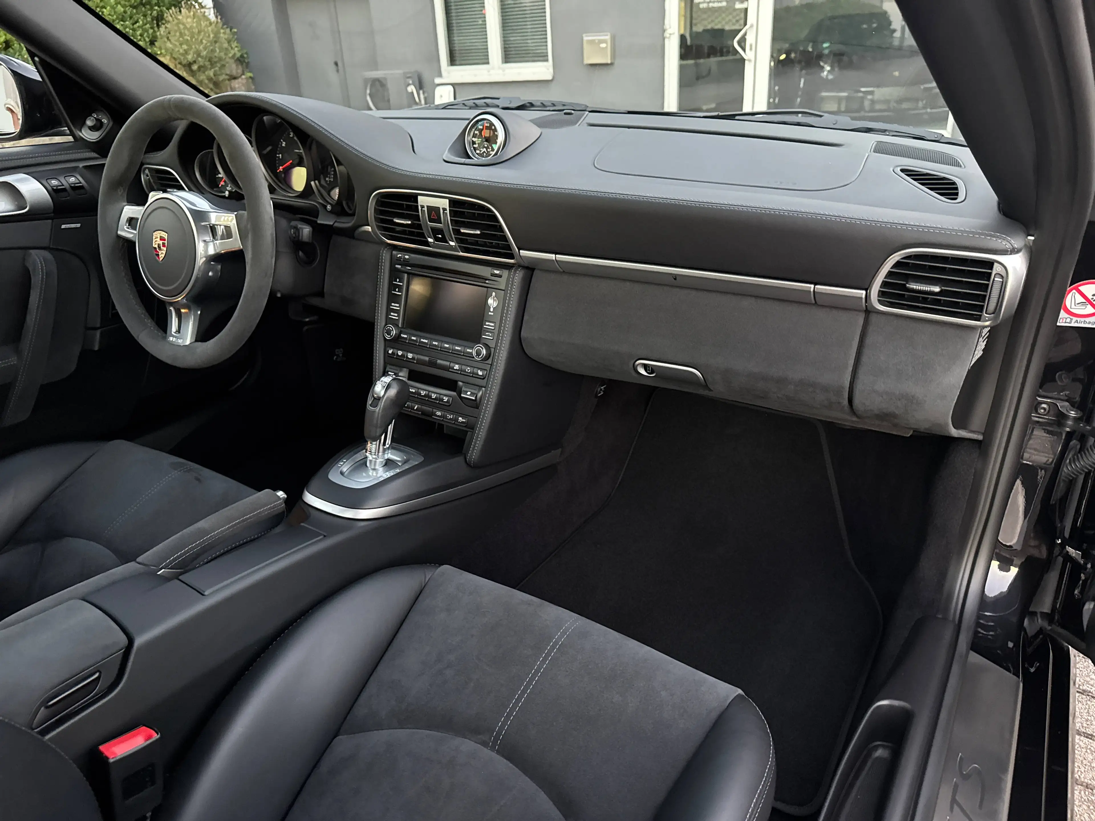 Porsche 997 Carrera GTS Coupe Aerokit Cup — photo 10