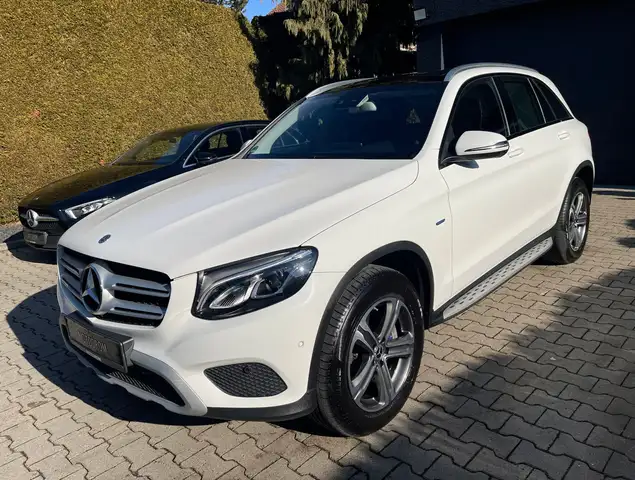 Mercedes-Benz GLC 350 GLC350 e 4Matic PANORAMA AHK KAMERA LEDER