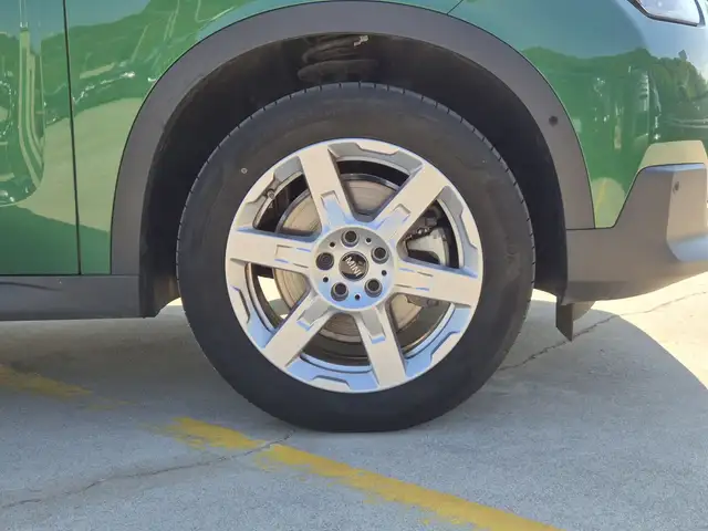 Mini Countryman view 13