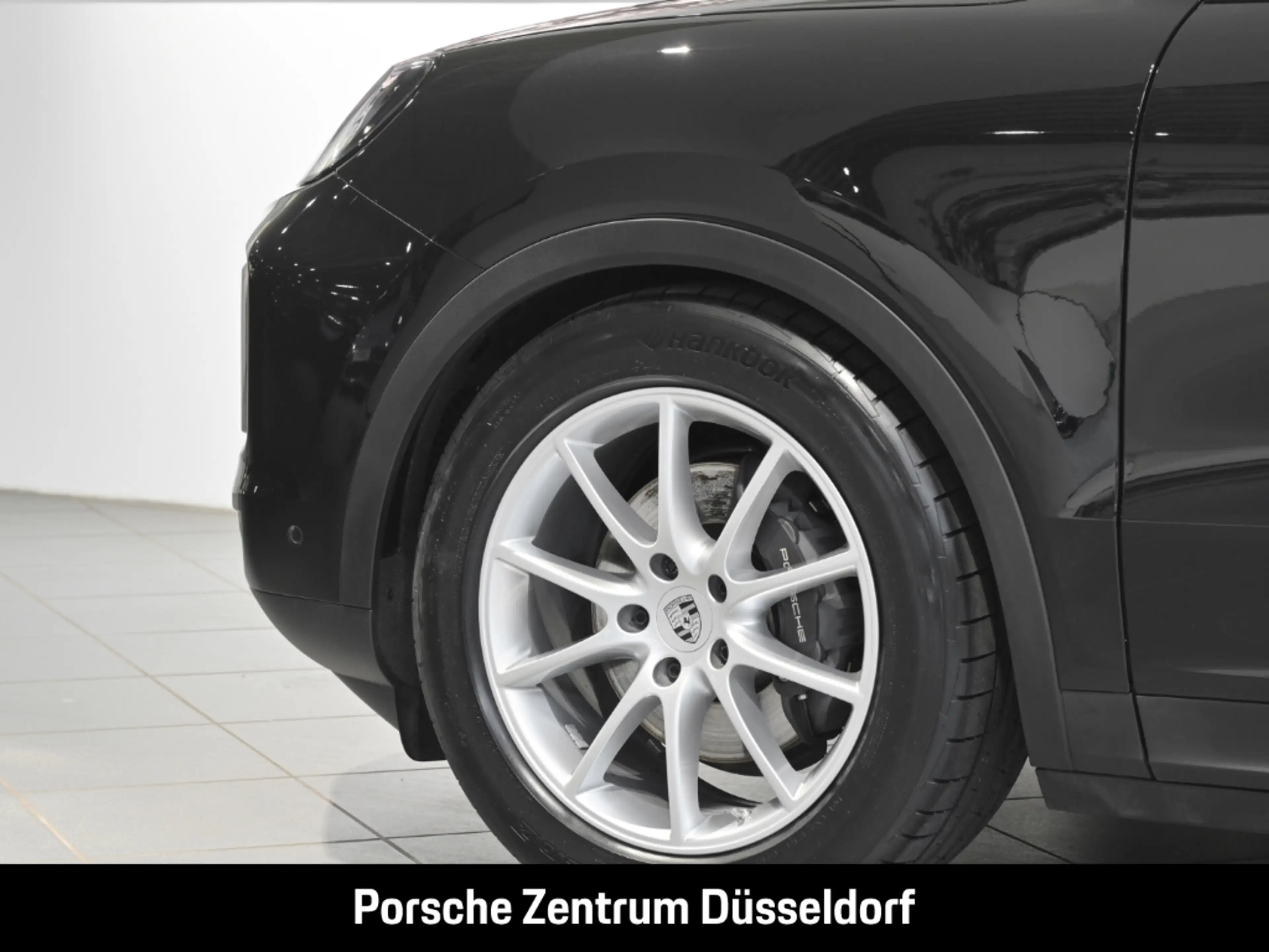 Porsche Cayenne Coupe Head-Up BOSE Luftfederung Panorama — photo 10