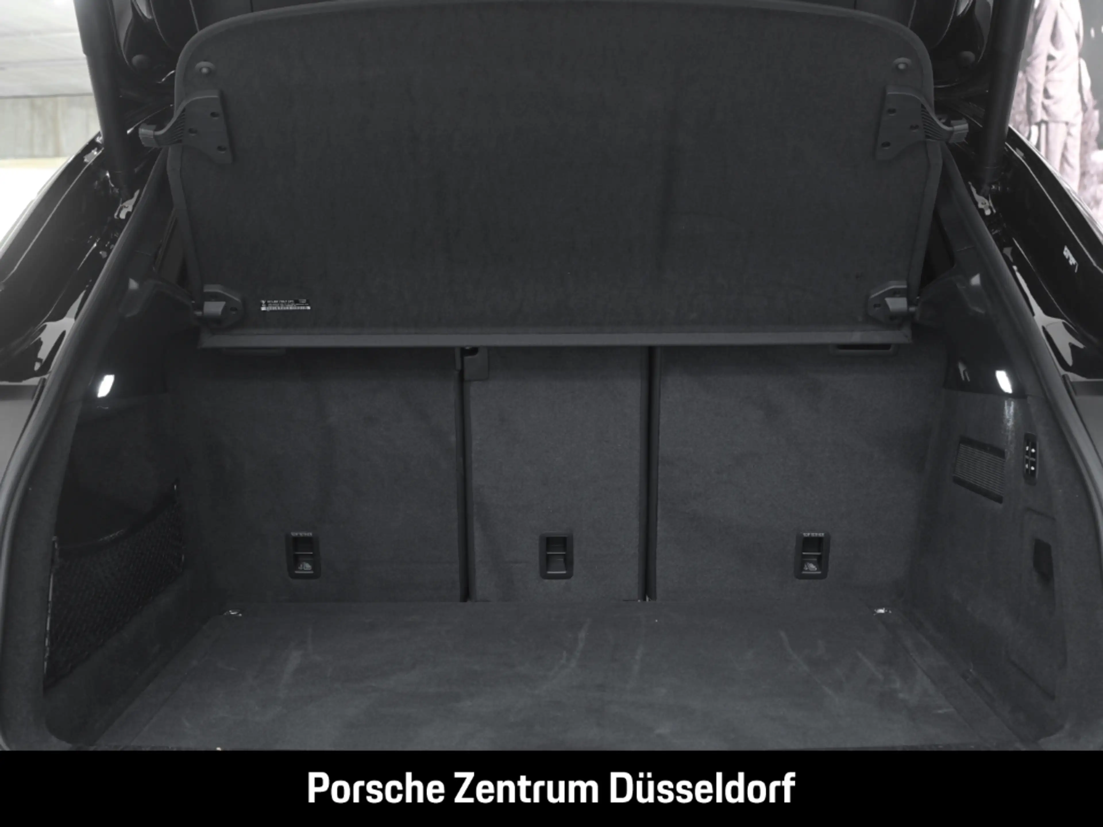 Porsche Cayenne Coupe Head-Up BOSE Luftfederung Panorama — photo 9