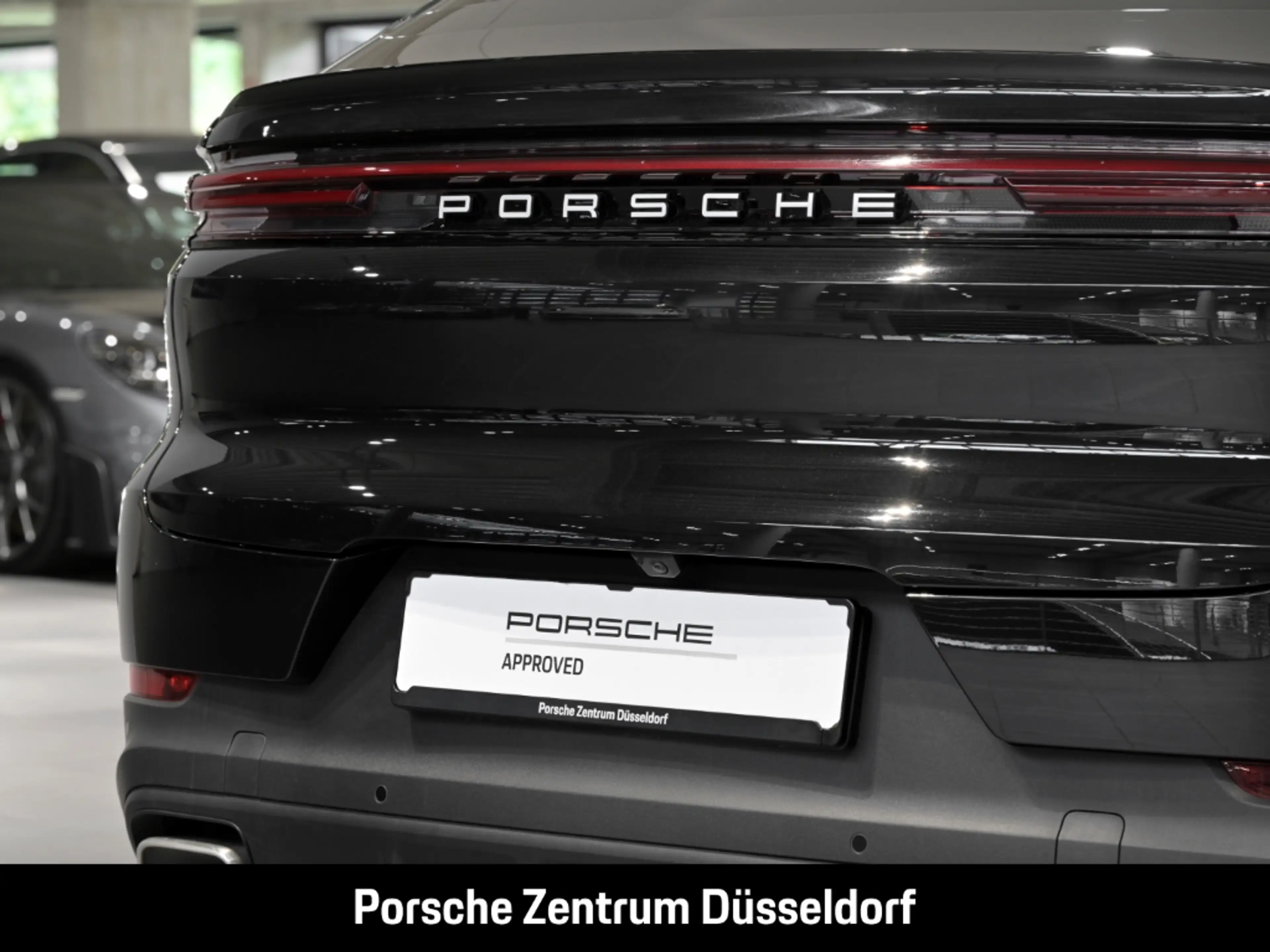 Porsche Cayenne Coupe Head-Up BOSE Luftfederung Panorama — photo 8