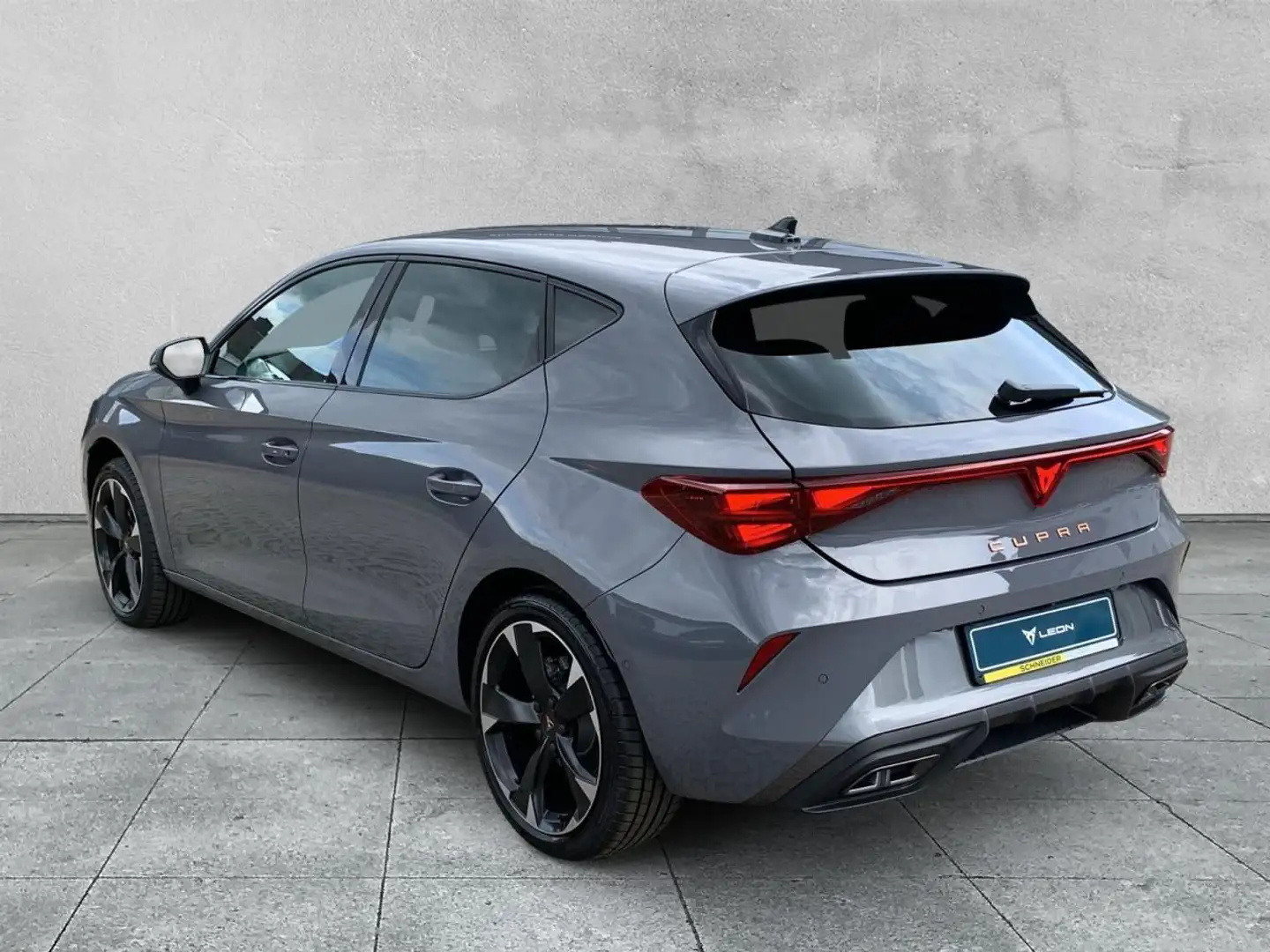 CUPRA Leon 1.5 eTSI 110 kW (150 PS) 7-Gang-DSG;Sommerdeal!!!S Grau - 2