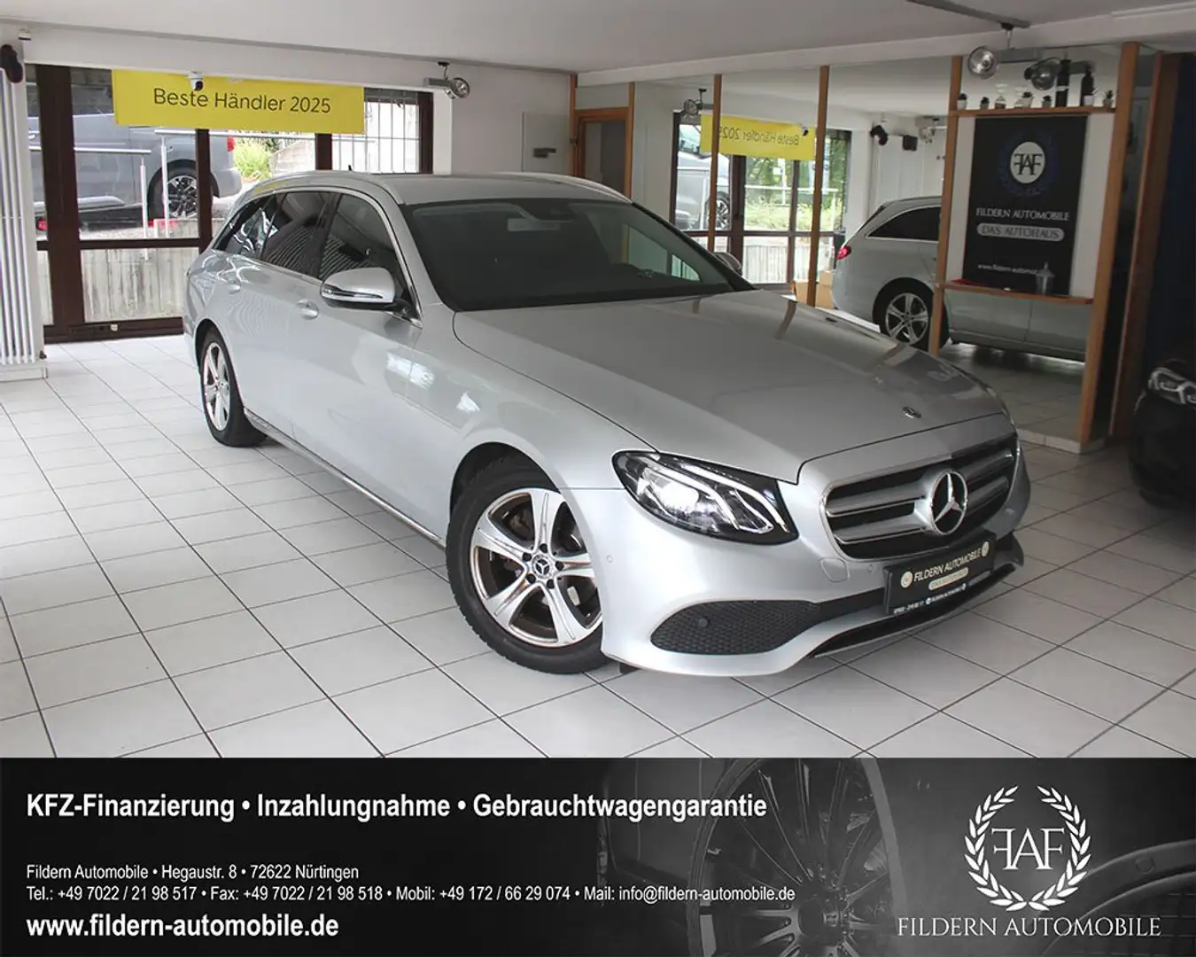 Mercedes-Benz E 220 d T AVANTGARDE*LED*COMAND*KAMERA*AMBIENTE*SPUR* Silber - 1
