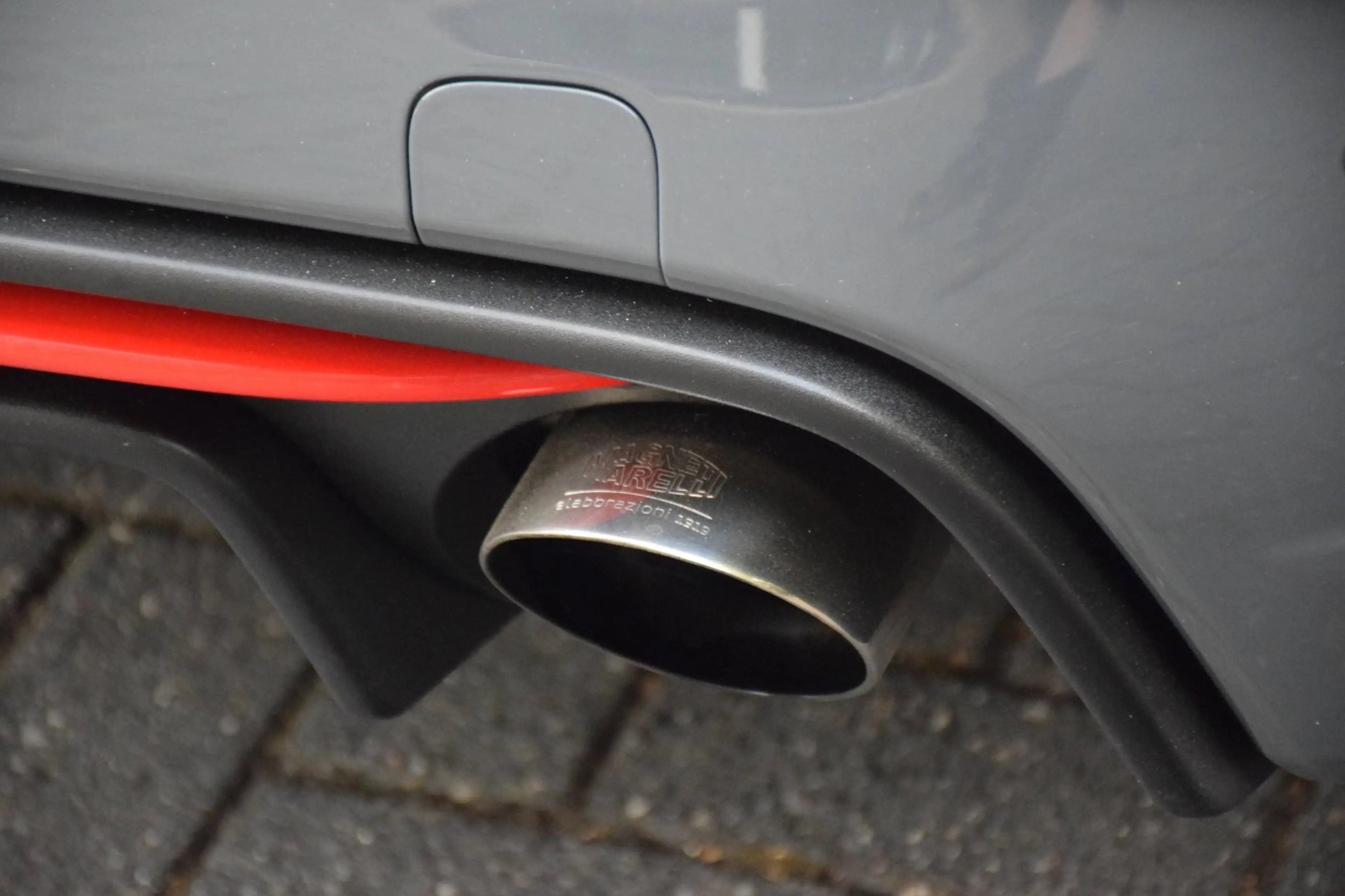 Fiat 500 Abarth Turismo Pack Rosso/Garantie/Carplay/Carbon — photo 37
