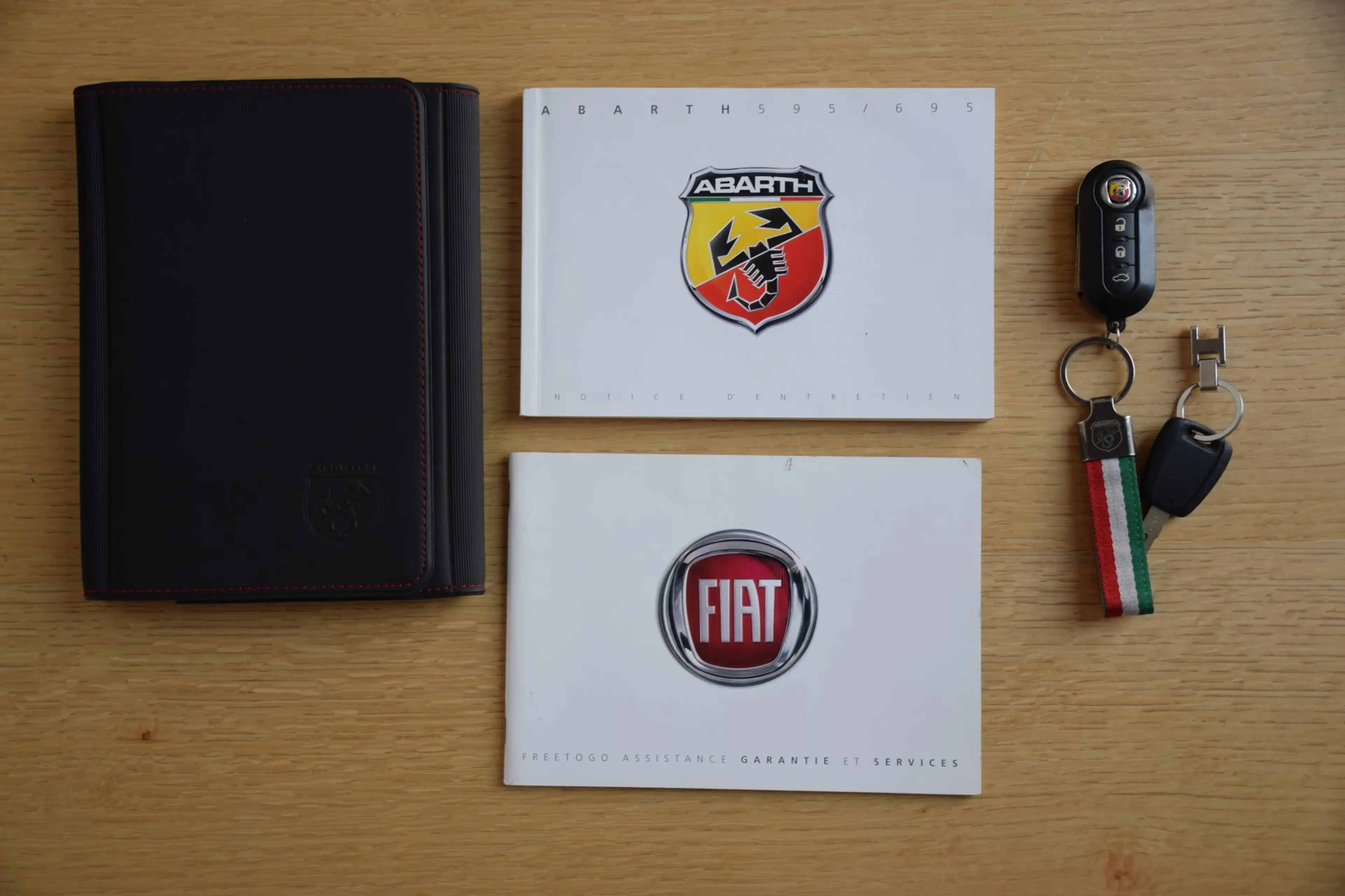 Fiat 500 Abarth Turismo Pack Rosso/Garantie/Carplay/Carbon — photo 38