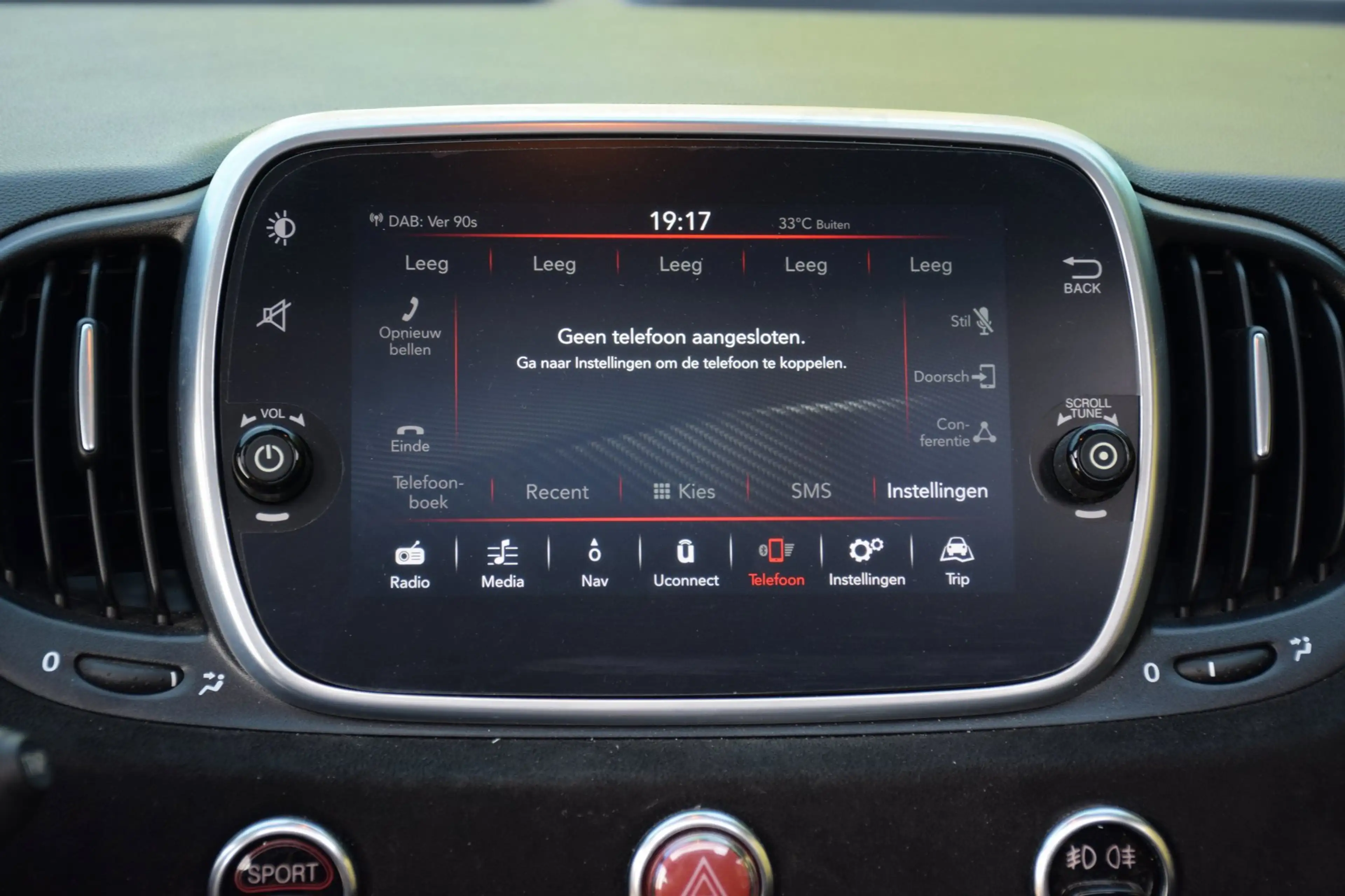 Fiat 500 Abarth Turismo Pack Rosso/Garantie/Carplay/Carbon — photo 34
