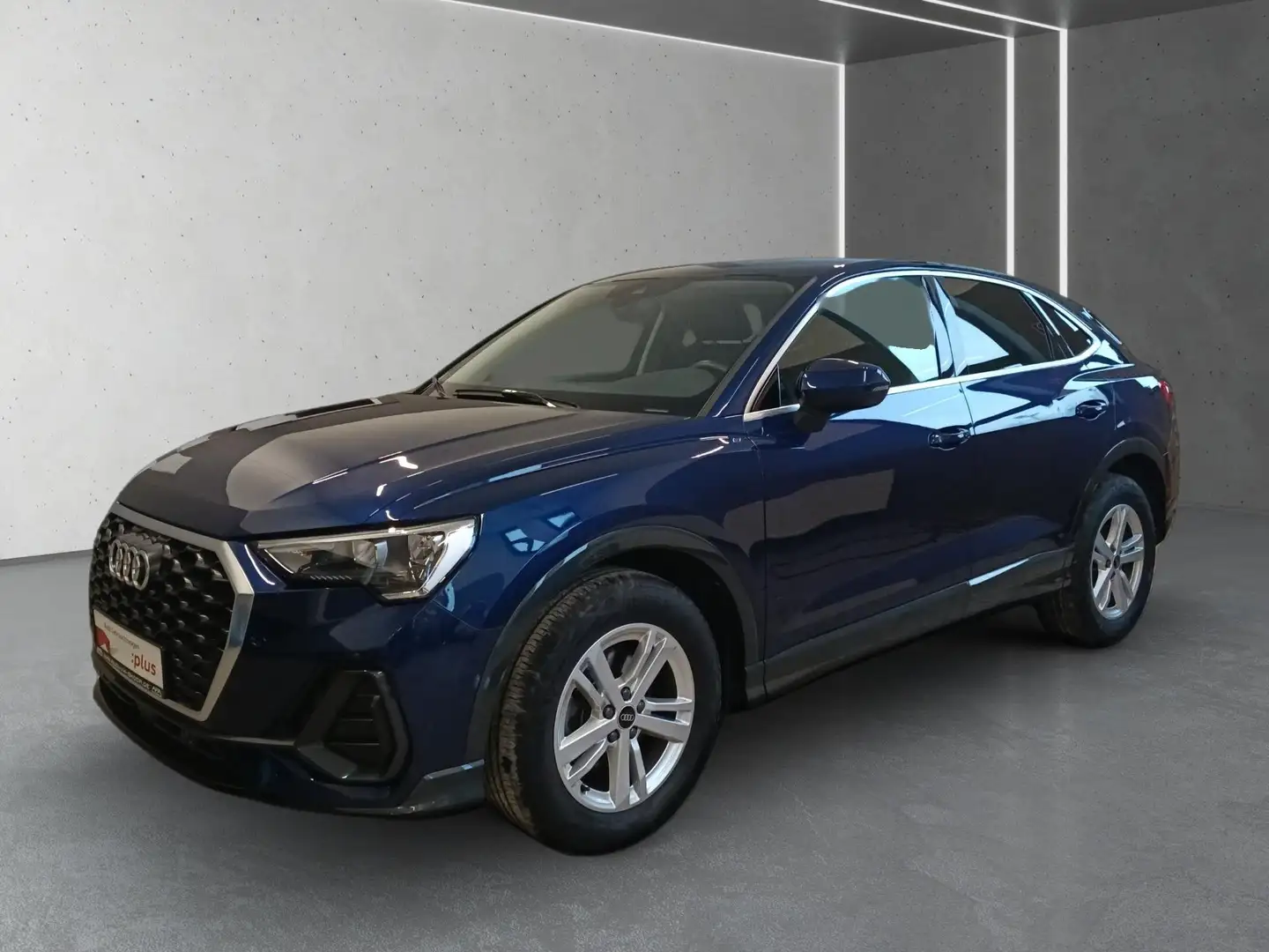 Audi Q3 Sportback 35 TFSI S tronic RFK*ACC*Navi*LM17*SHZ Blau - 2