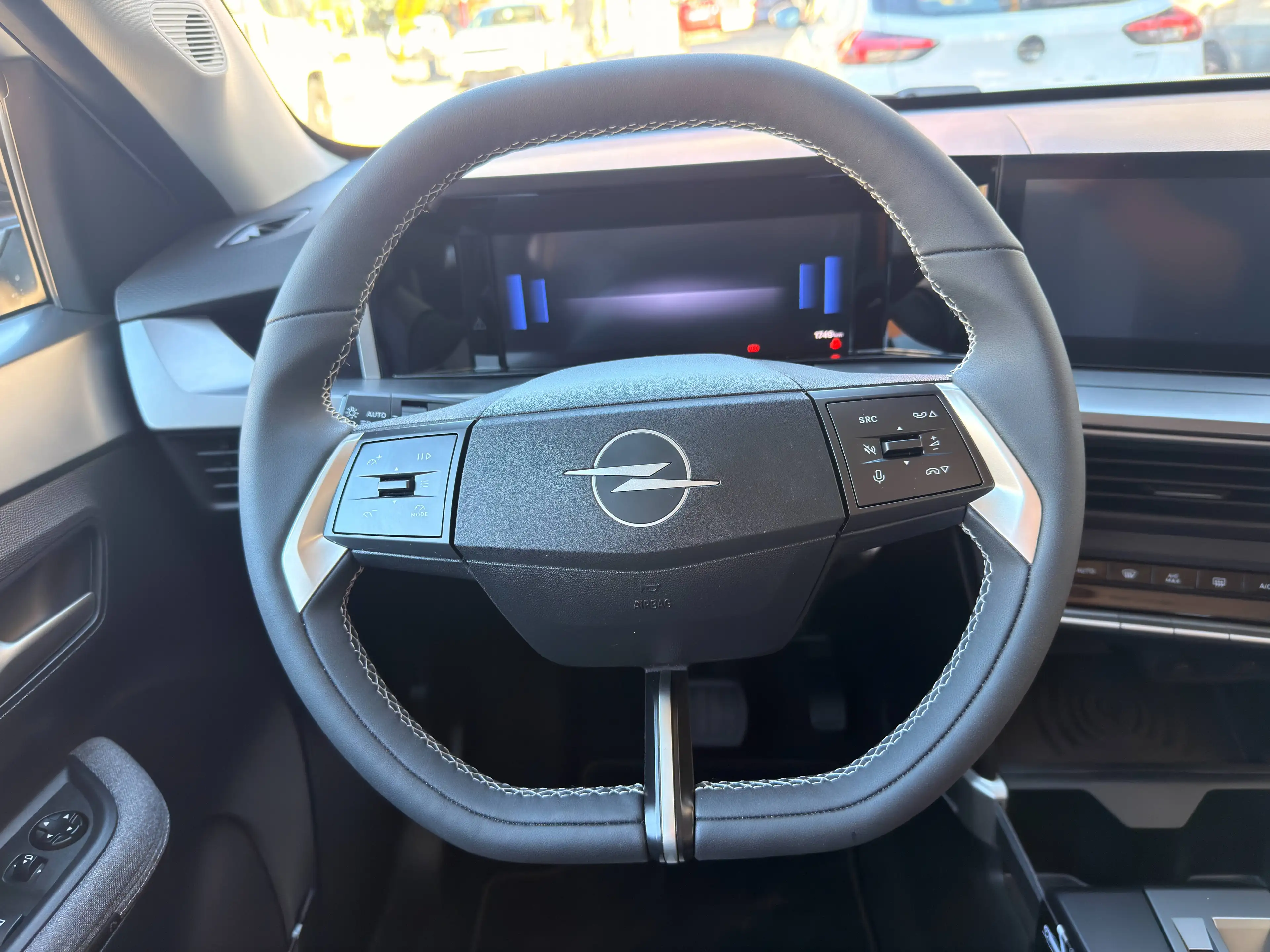 Opel Frontera GS 1.2 MildHybrid,AHK,LED,Navi,Sitzheizung,Allwetterreifen,PDC,Alufelgen,Rückfahrkamera — photo 4