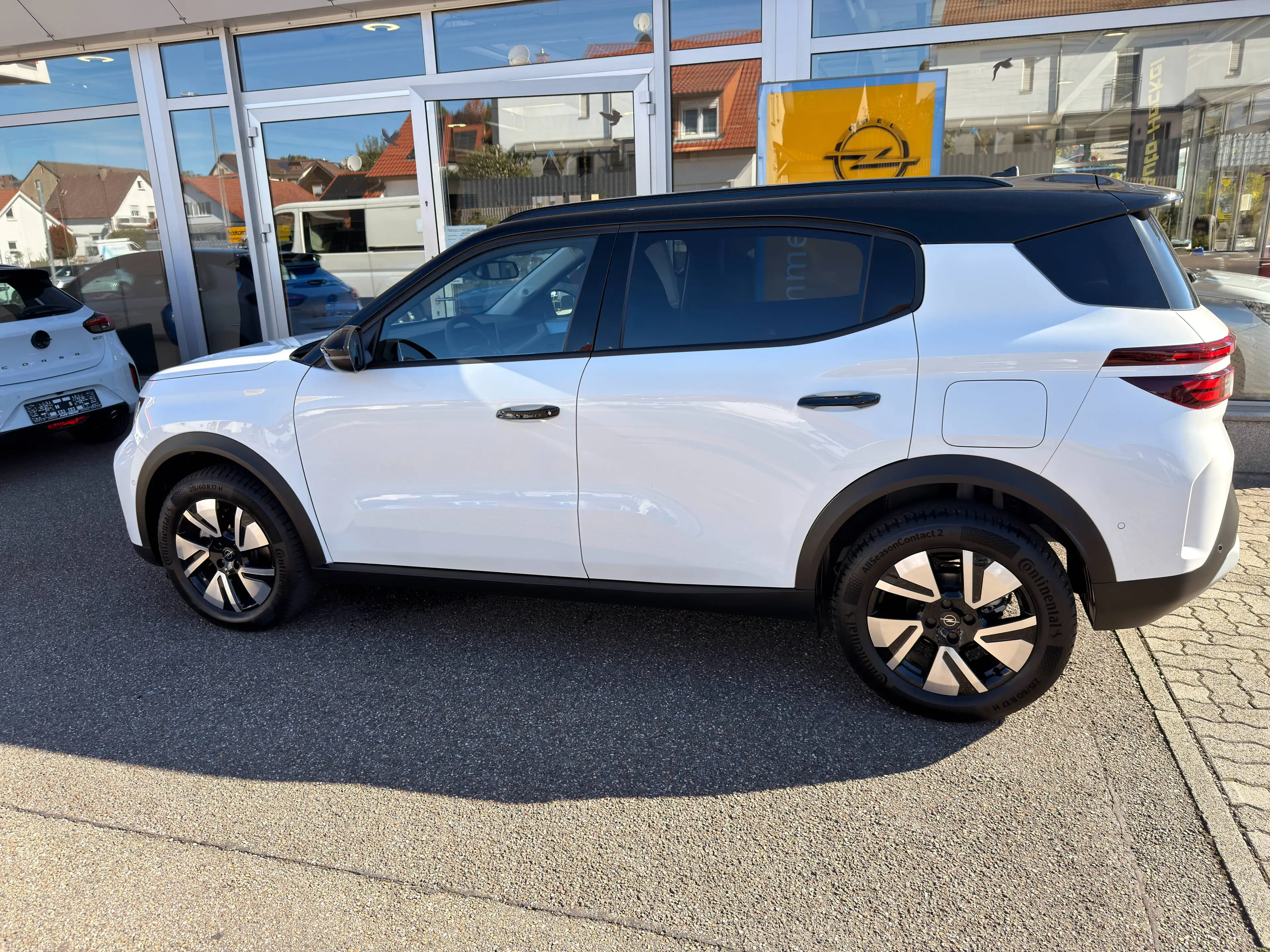Opel Frontera GS 1.2 MildHybrid,AHK,LED,Navi,Sitzheizung,Allwetterreifen,PDC,Alufelgen,Rückfahrkamera — photo 12