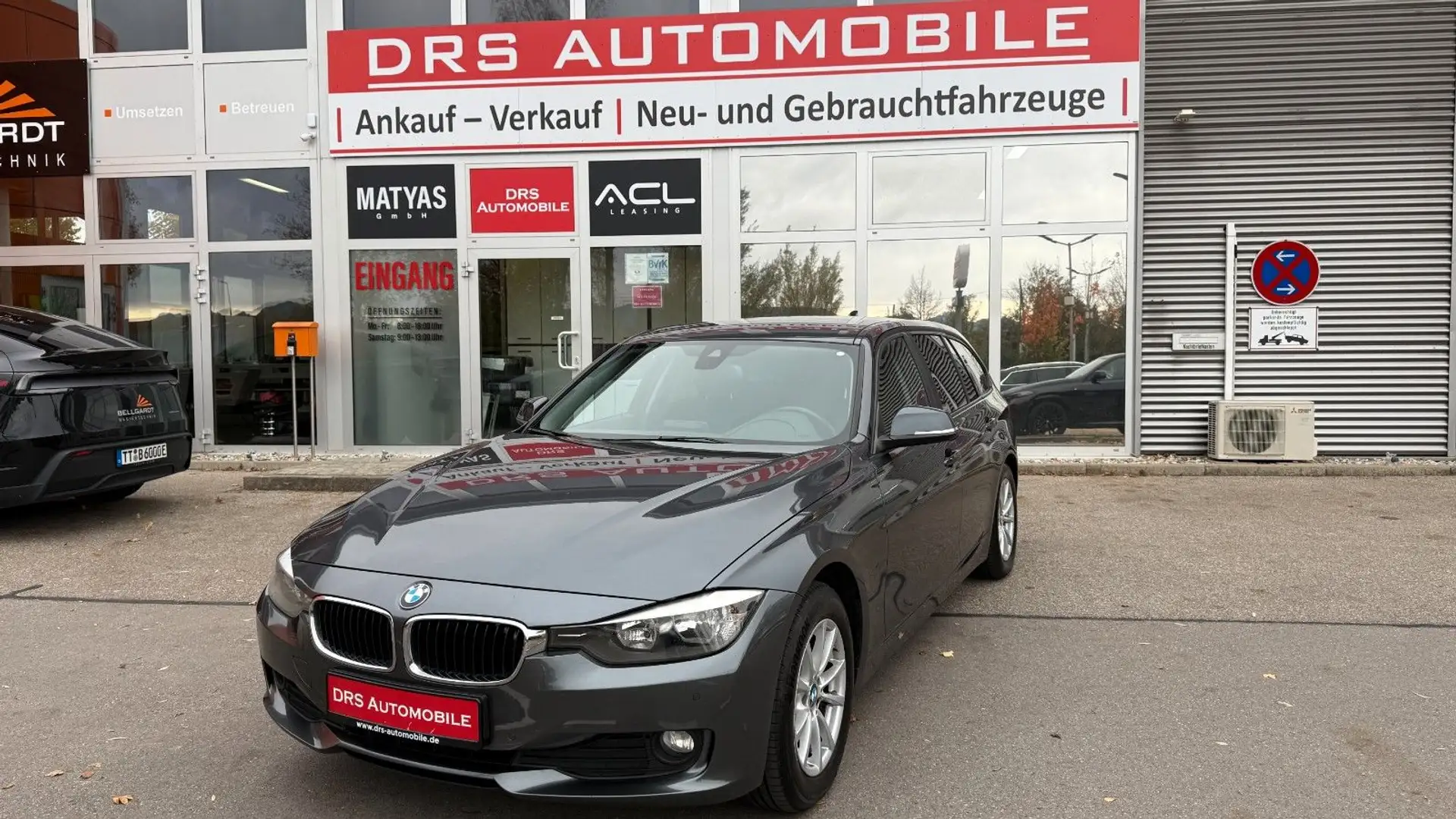 BMW 318 3 Touring 318 d xDrive/Navi/SHZ/Klimaautomatik Grigio - 1