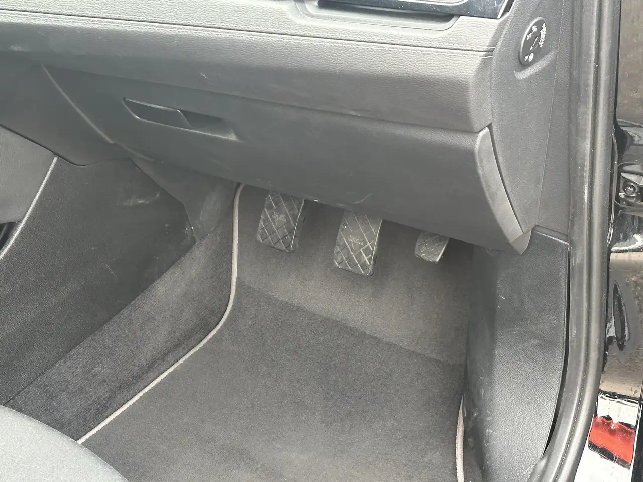 BMW X2 xDrive18d DAB LED RFK Navi ACC + Stop&Go Shz 11