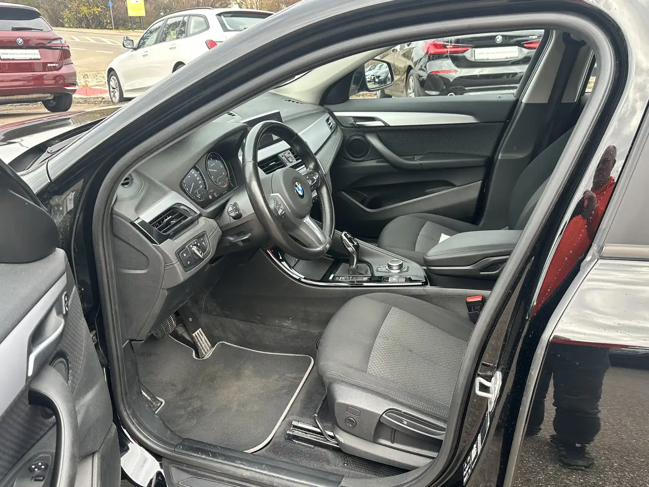 BMW X2 xDrive18d DAB LED RFK Navi ACC + Stop&Go Shz 3