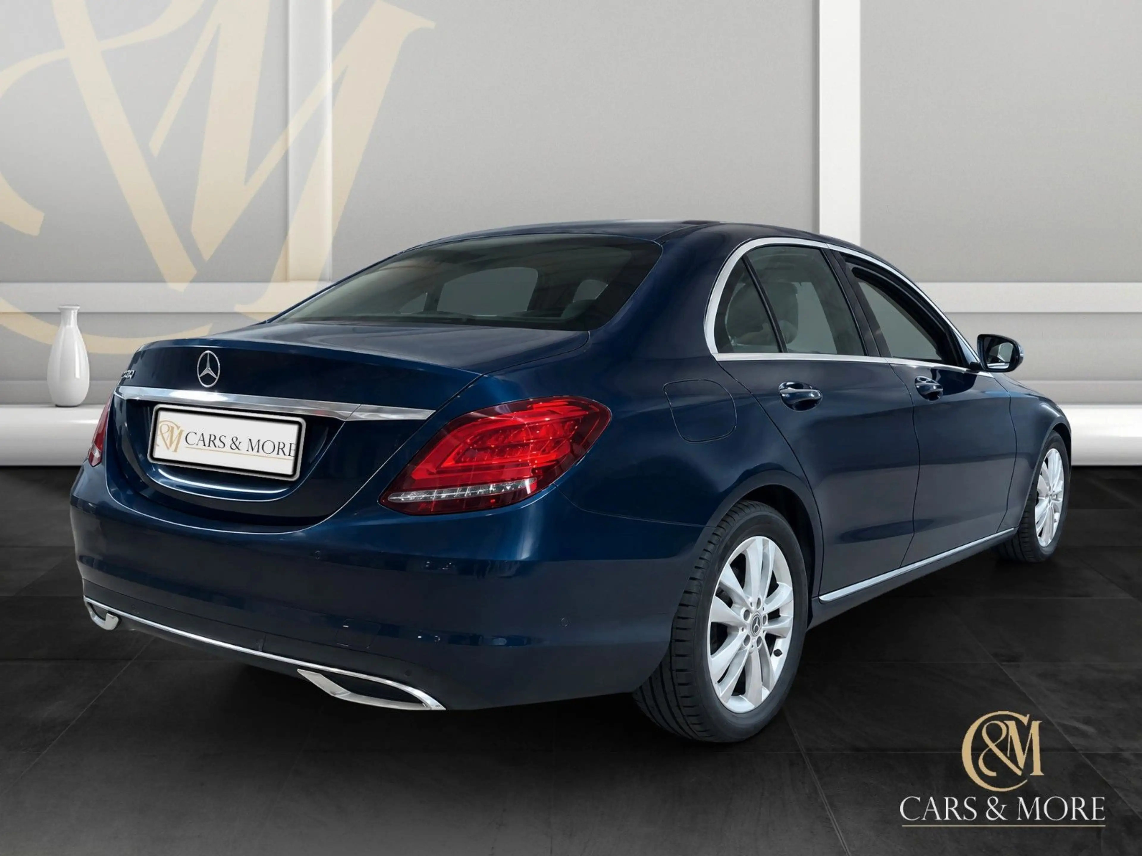 Mercedes-Benz C 220 d Limousine T.Leder NaviPro Cockpit RFK SHZ — photo 4