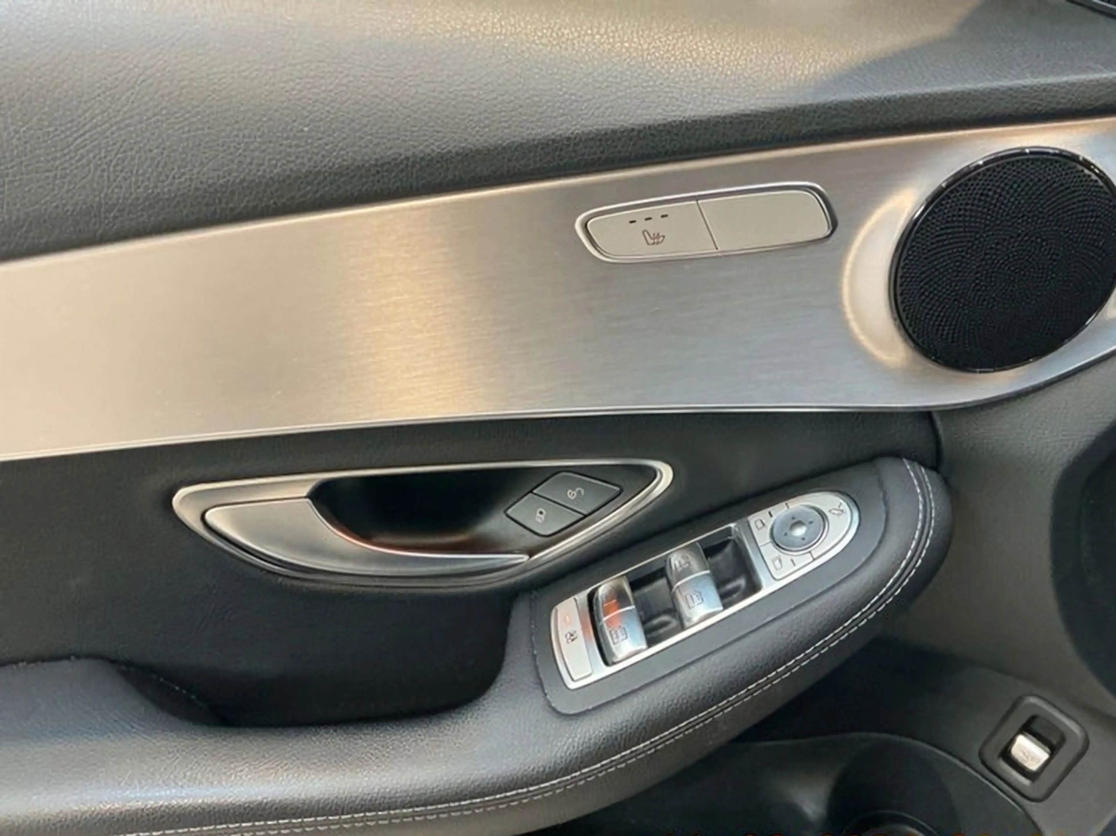 Mercedes-Benz C 220 d Limousine T.Leder NaviPro Cockpit RFK SHZ — photo 15
