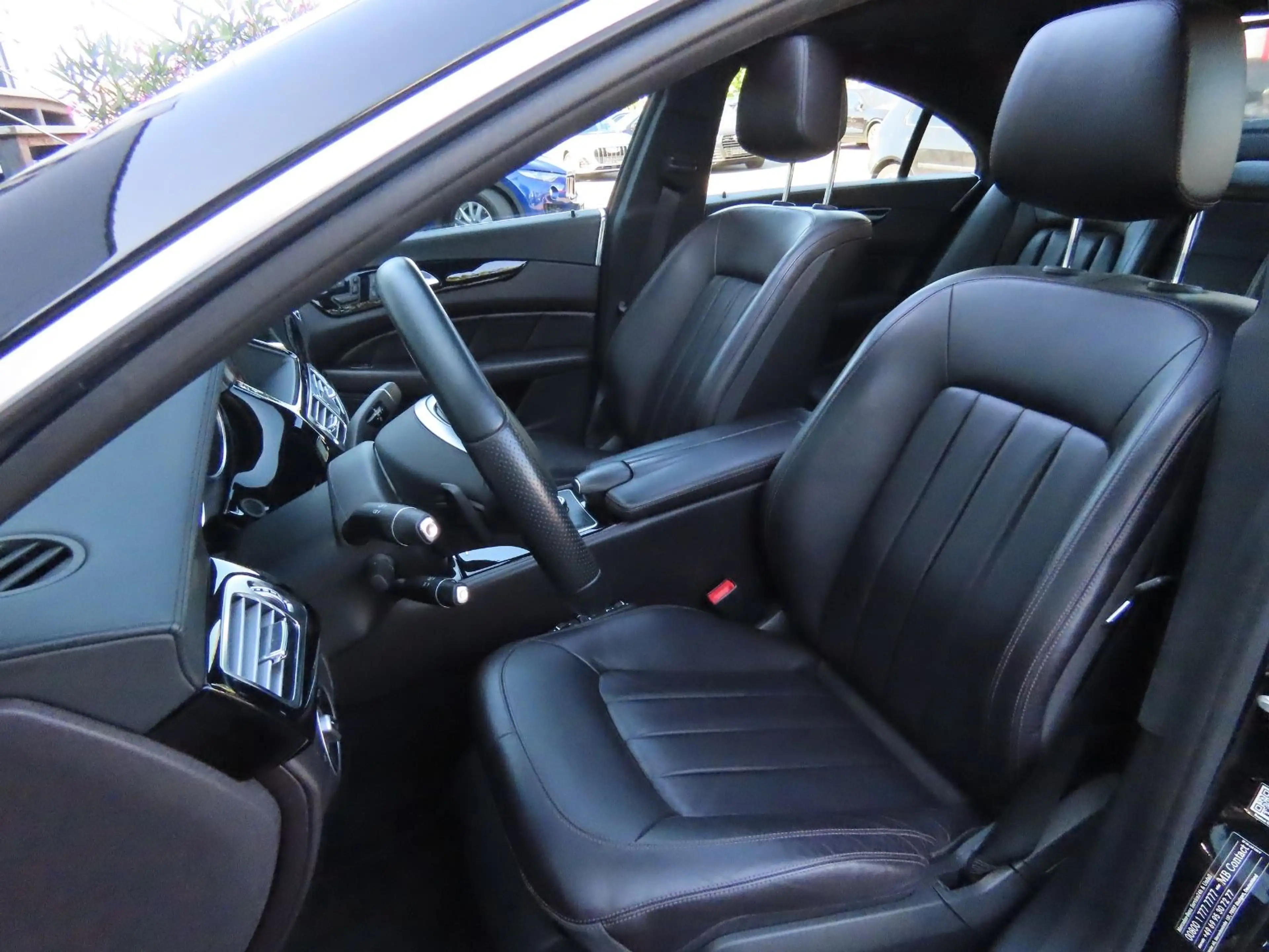 Mercedes-Benz CLS 350 AMG-Line Exclusiv Leder Ambiente H&K — photo 15