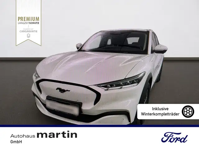 Ford Mustang MACH-E Basis Extended Range LED PANO