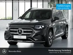 Mercedes-Benz GLB 200 AMG Pano Multibeam Kamera Spurhalt Ass PTS