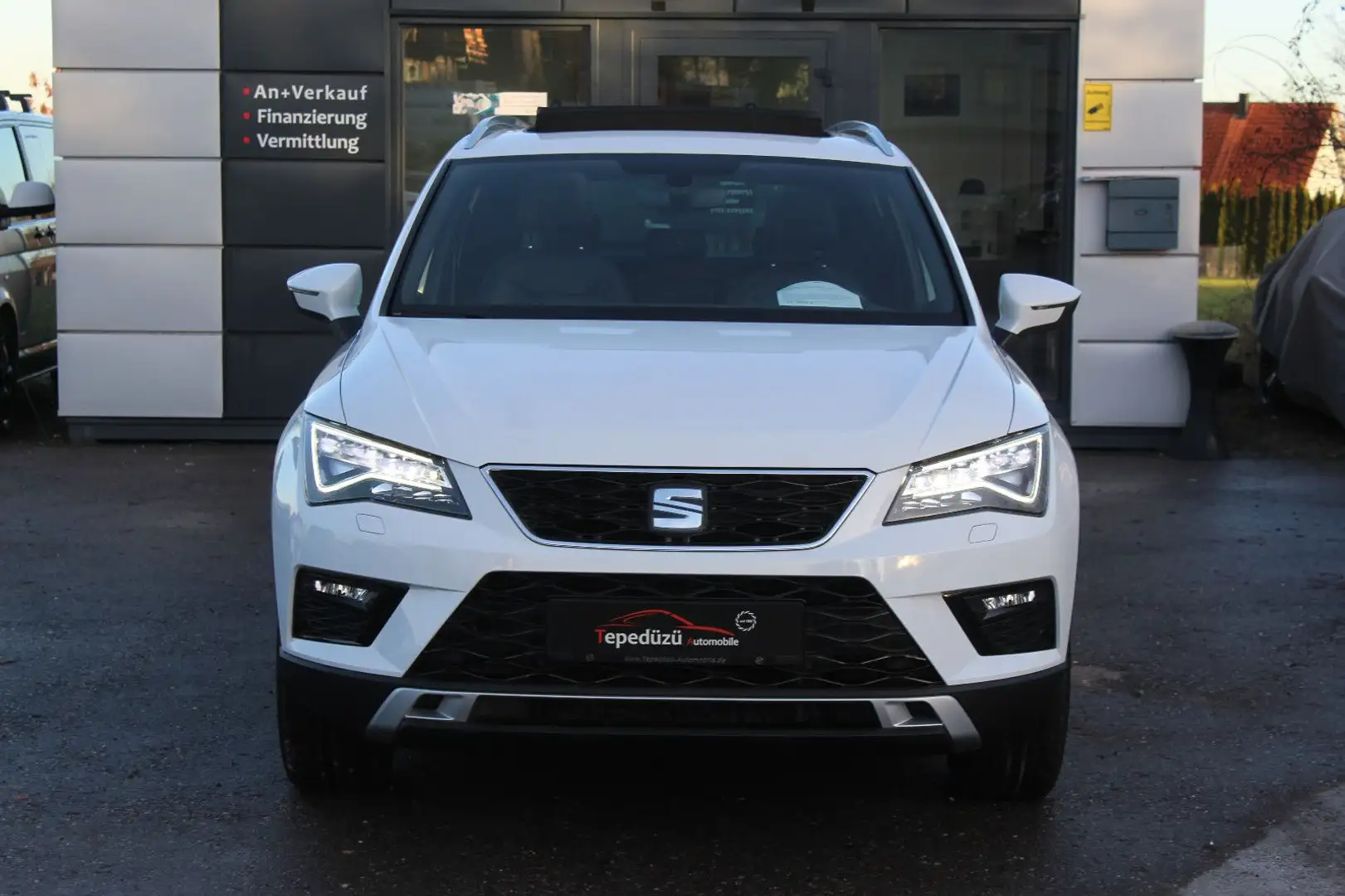 SEAT Ateca Xcellence*LED*ACC*PANO*LEDER*KEYLESS*R-KAM Wit - 2