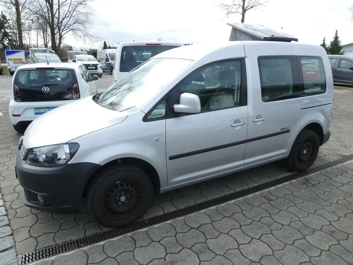 Volkswagen Caddy Roncalli TSI AHK aus 1. Hand Silber - 1