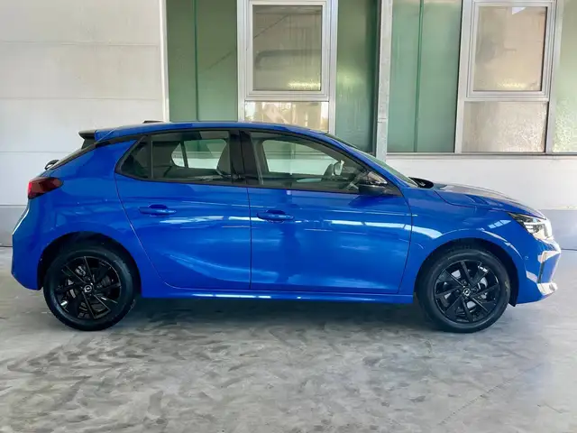 Opel Corsa view 8