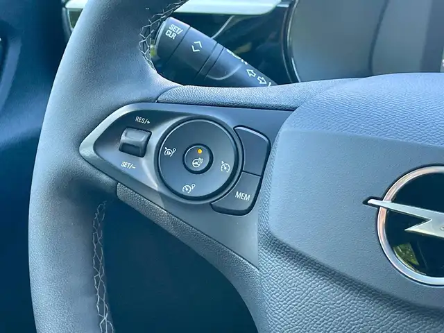 Opel Corsa view 13