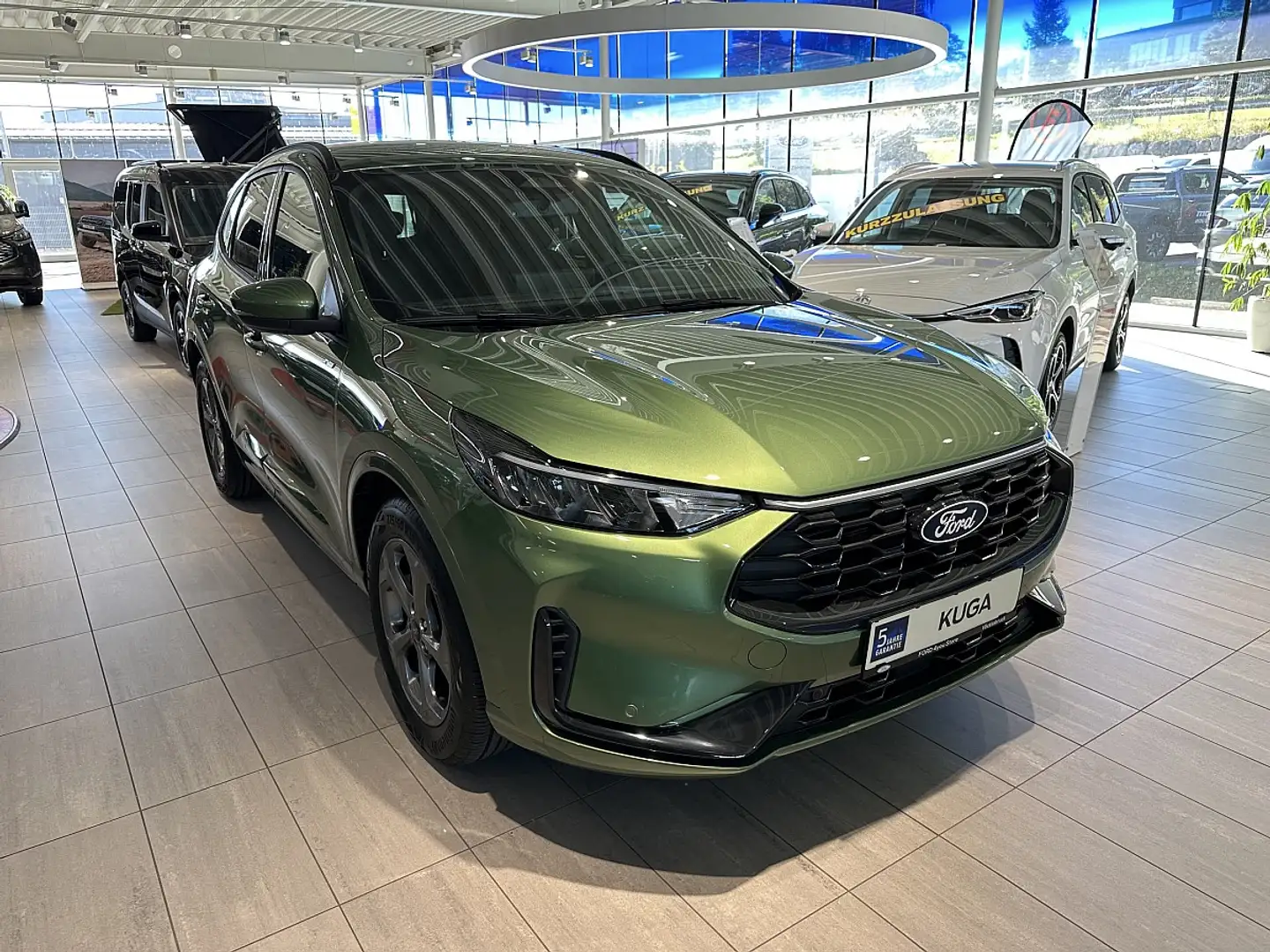 Ford Kuga 2,5 Duratec FHEV ST-Line Aut. Vert - 1