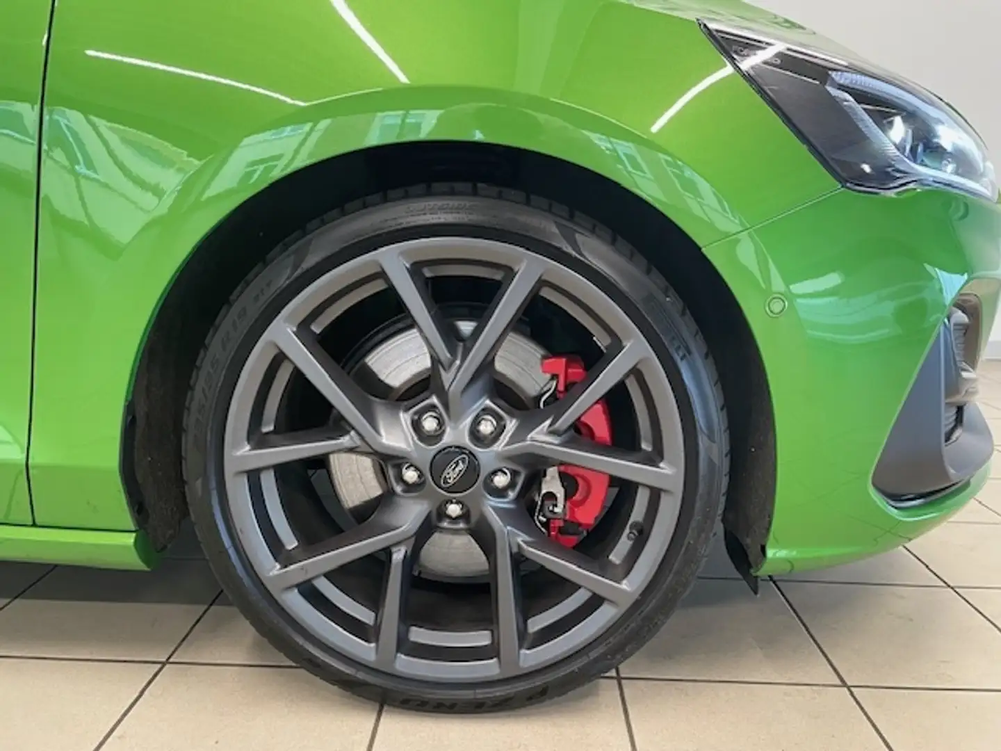 Ford Focus ST X 2.3 Panoramadach LED Kamera Head-Up Green - 2