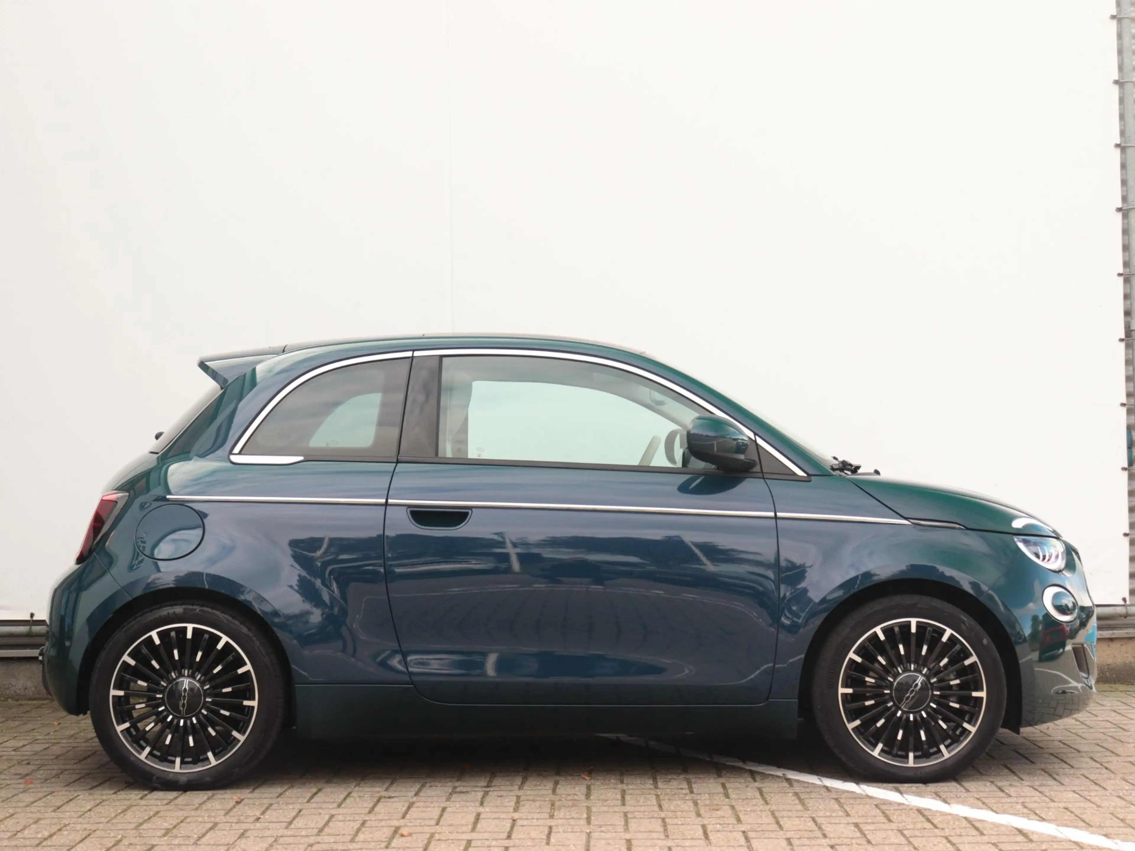 Fiat 500 42 kWh | Trekhaak | Dodehoek Detectie | JBL Audio — photo 4