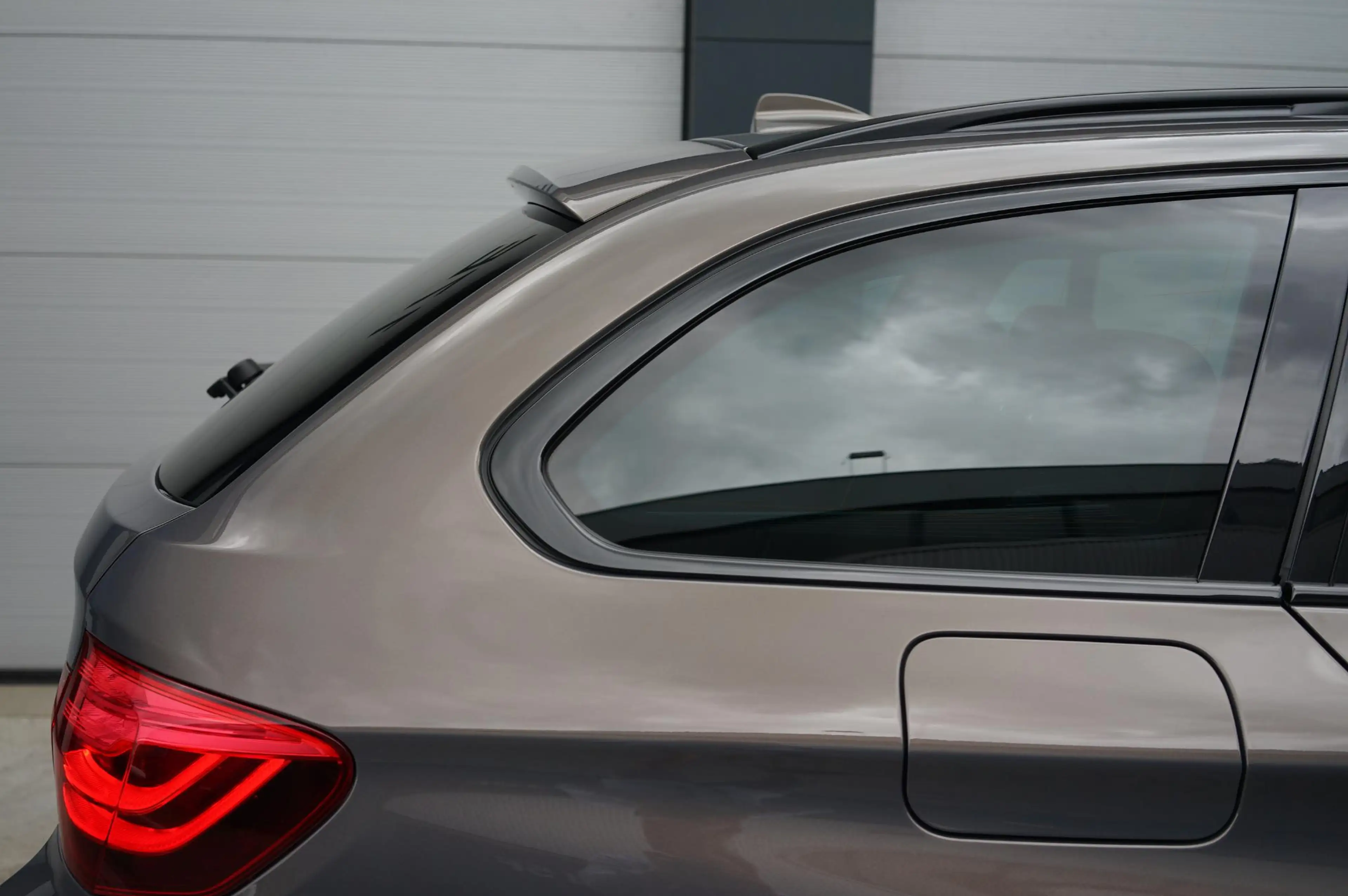 BMW 528 5-serie Touring 528xi High Executive Individual — photo 6