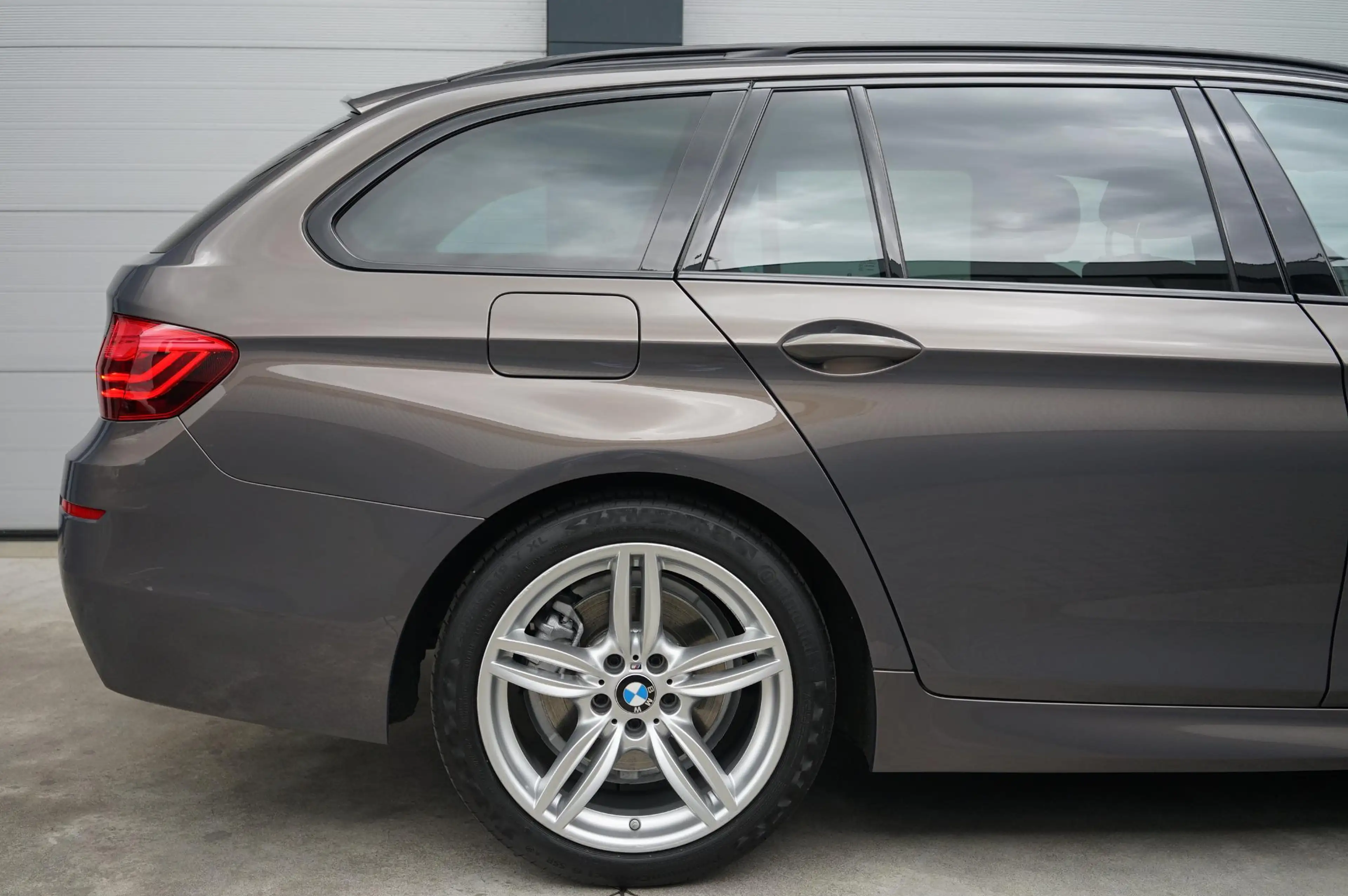 BMW 528 5-serie Touring 528xi High Executive Individual — photo 5