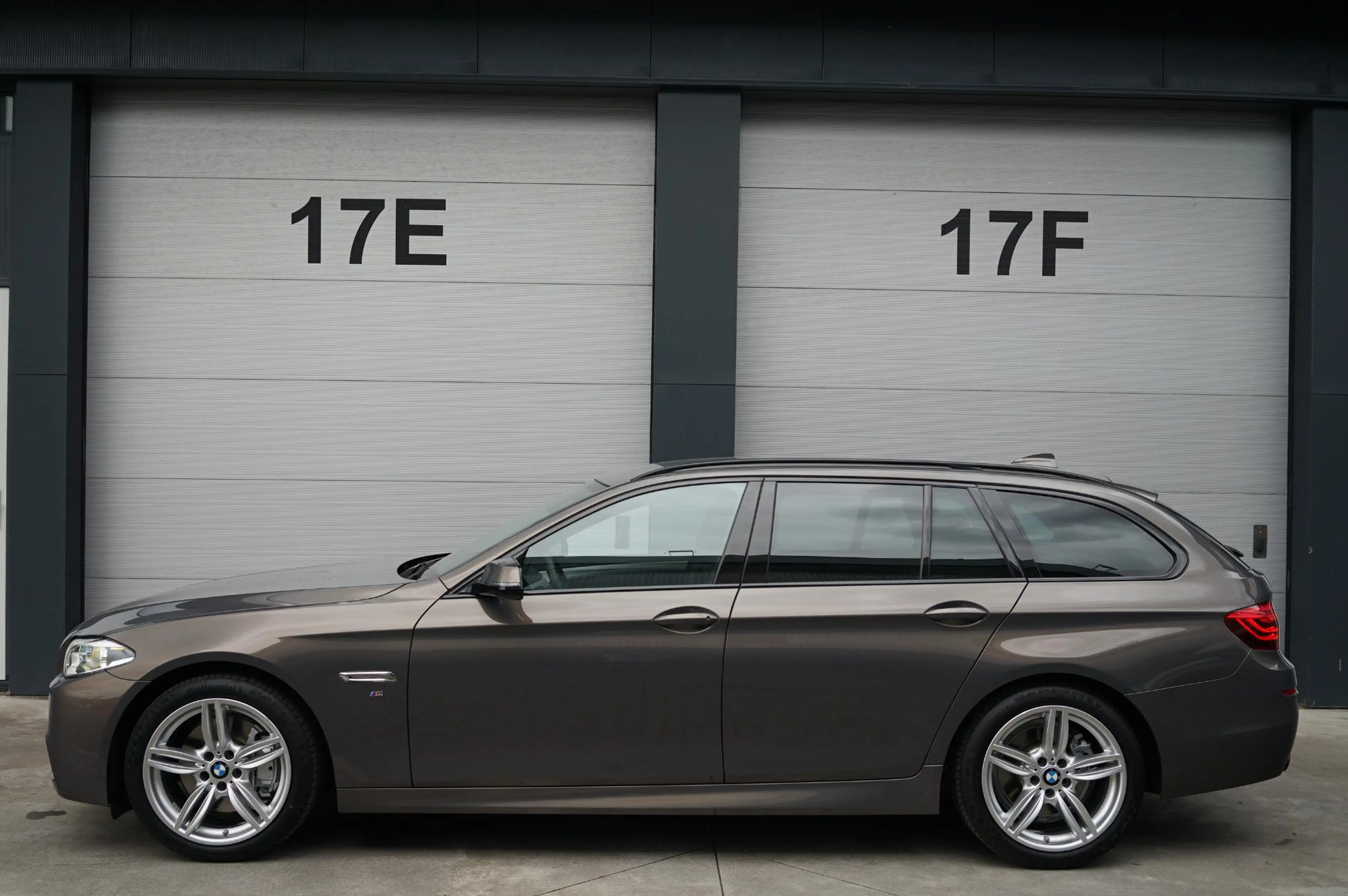 BMW 528 5-serie Touring 528xi High Executive Individual