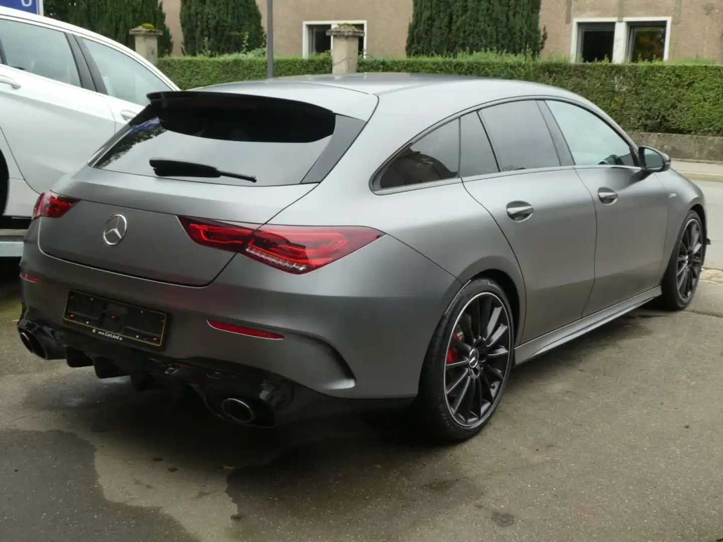 Mercedes-Benz CLA 35 AMG Shooting Brake 4Matic Turbo Sport Gris - 2