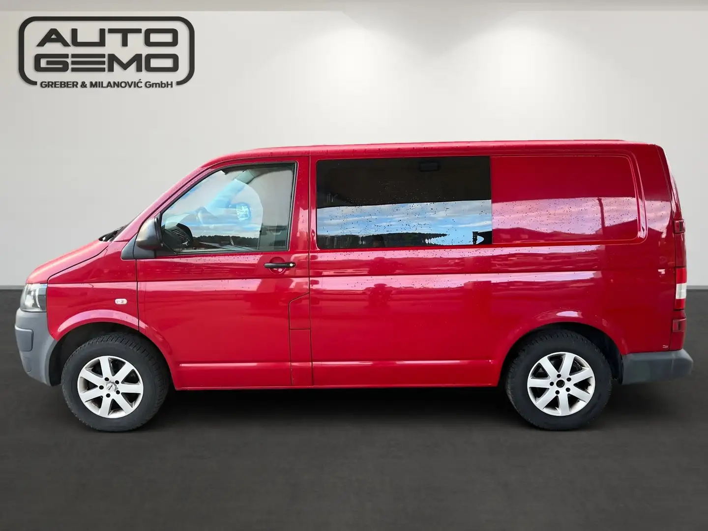 Volkswagen T5 Transporter 4Motion 6 Plätzer Rot - 2