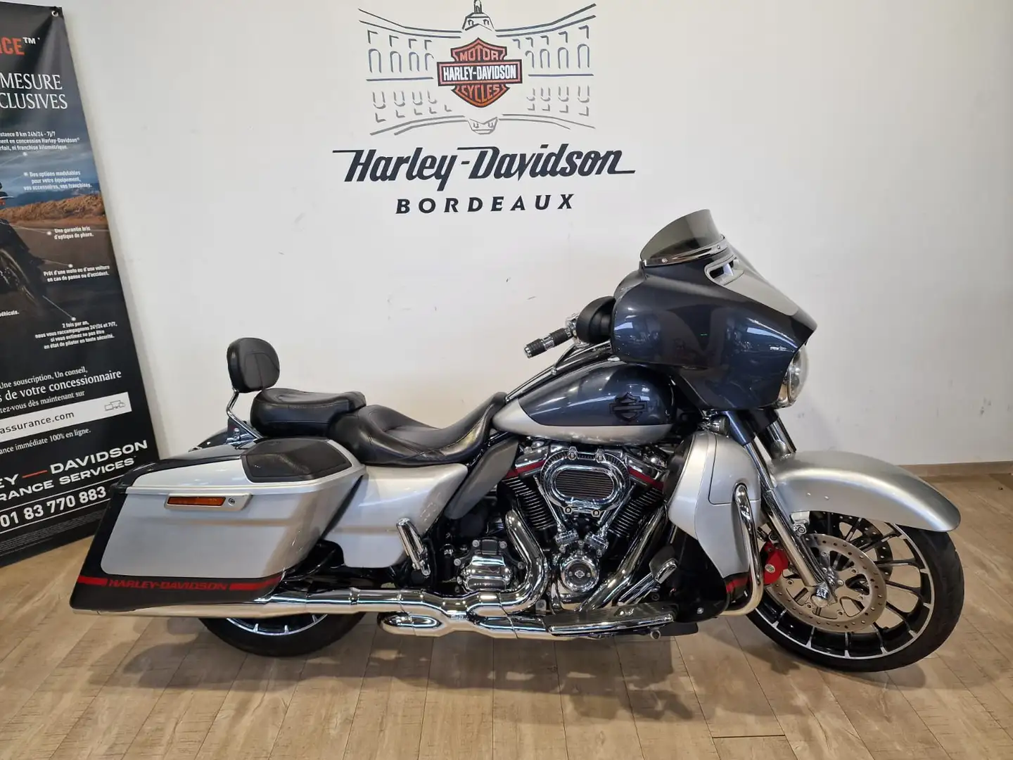 Harley-Davidson Street Glide Szürke - 1