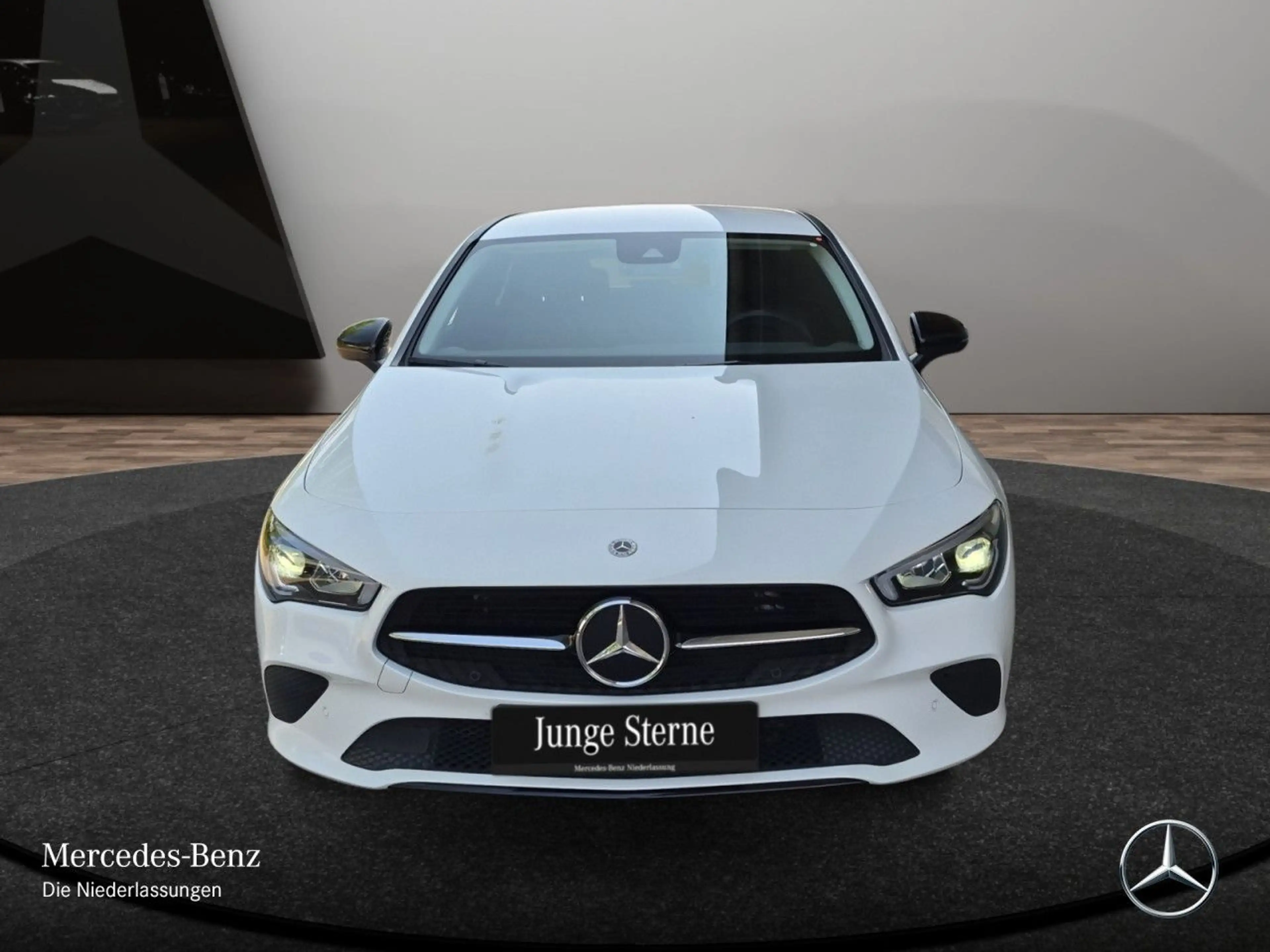 Mercedes-Benz CLA 200 PROGRESSIVE+NIGHT+LED+KAMERA+TOTW+7G — photo 3