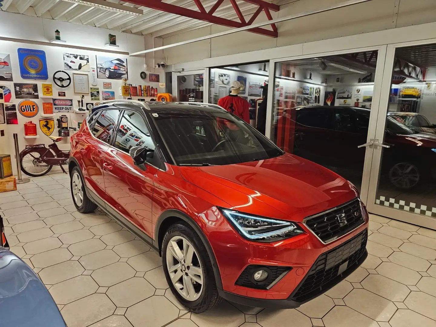 SEAT Arona FR 1 Besitz Rot - 2