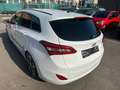 Hyundai i30 1.4 cw*6Gang*Klima*PDC*Navi*R-Cam*Euro6*Top* Weiß - thumbnail 4
