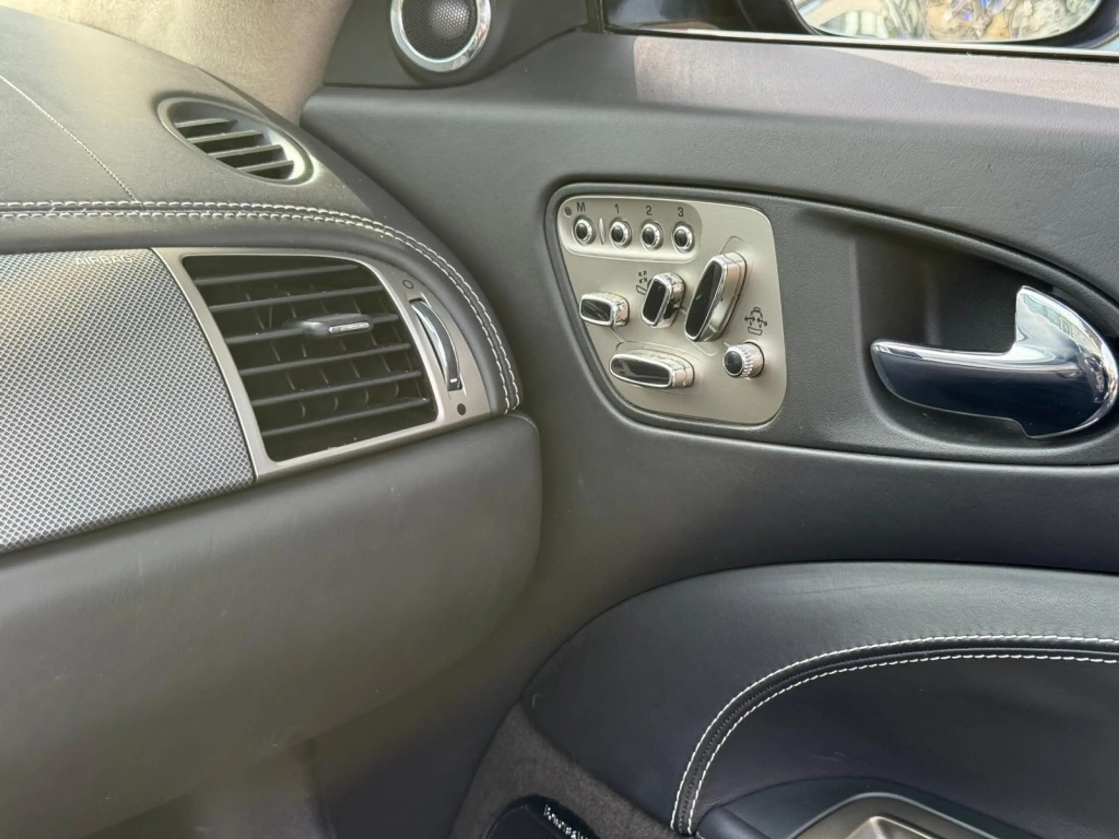 Jaguar XK 5.0 V8 385pk Portfolio — photo 9