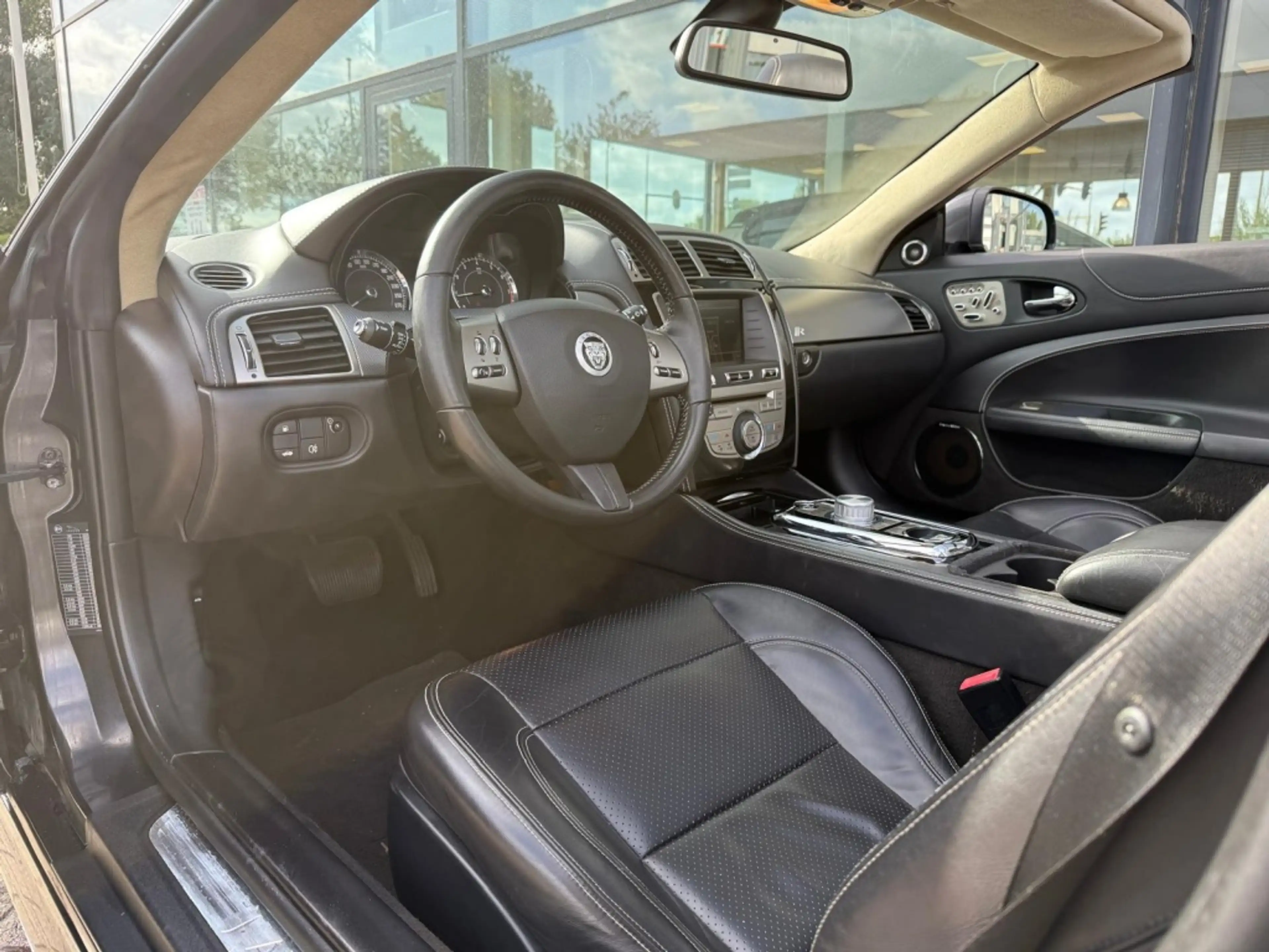 Jaguar XK 5.0 V8 385pk Portfolio — photo 17