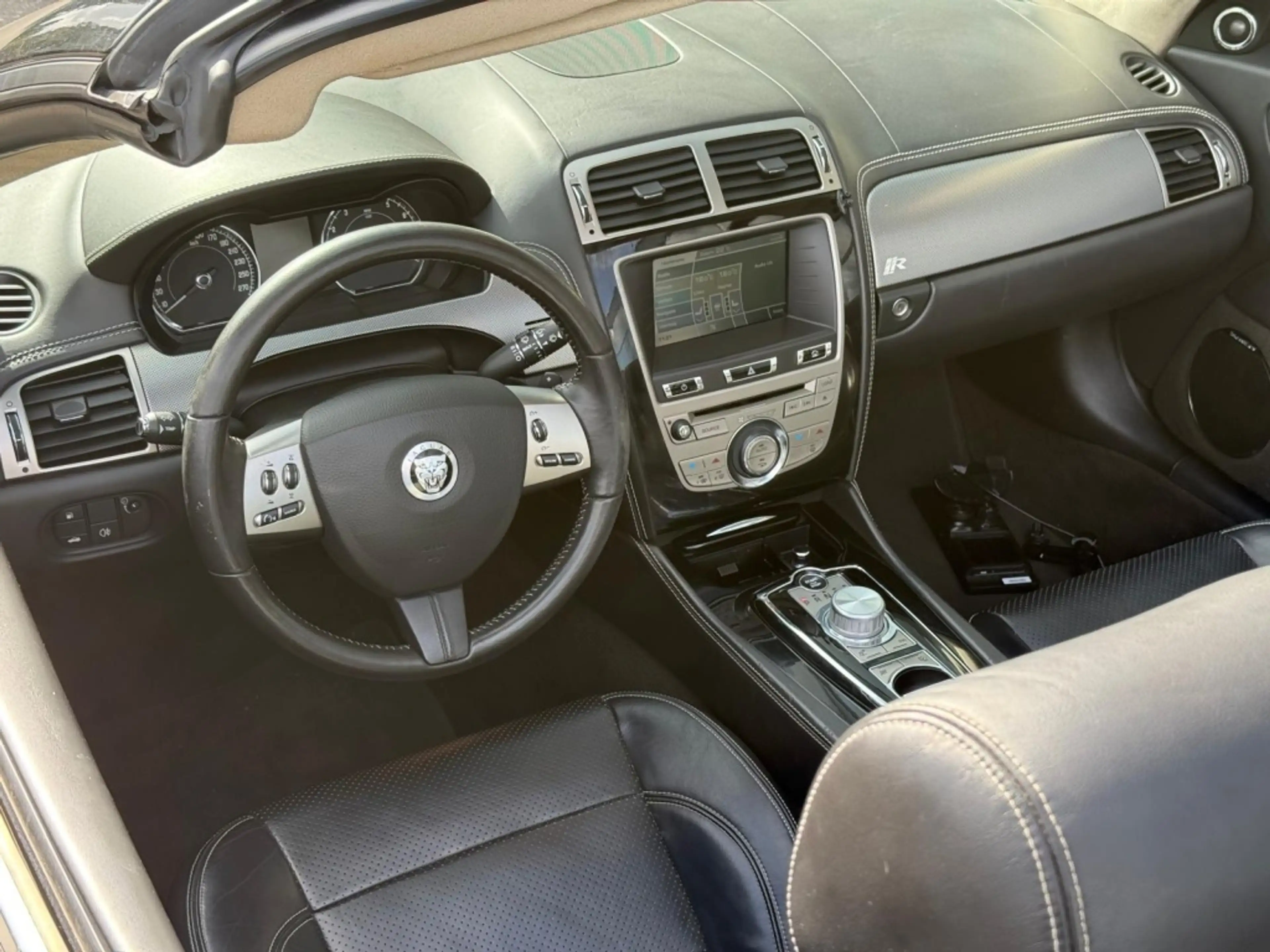 Jaguar XK 5.0 V8 385pk Portfolio — photo 14