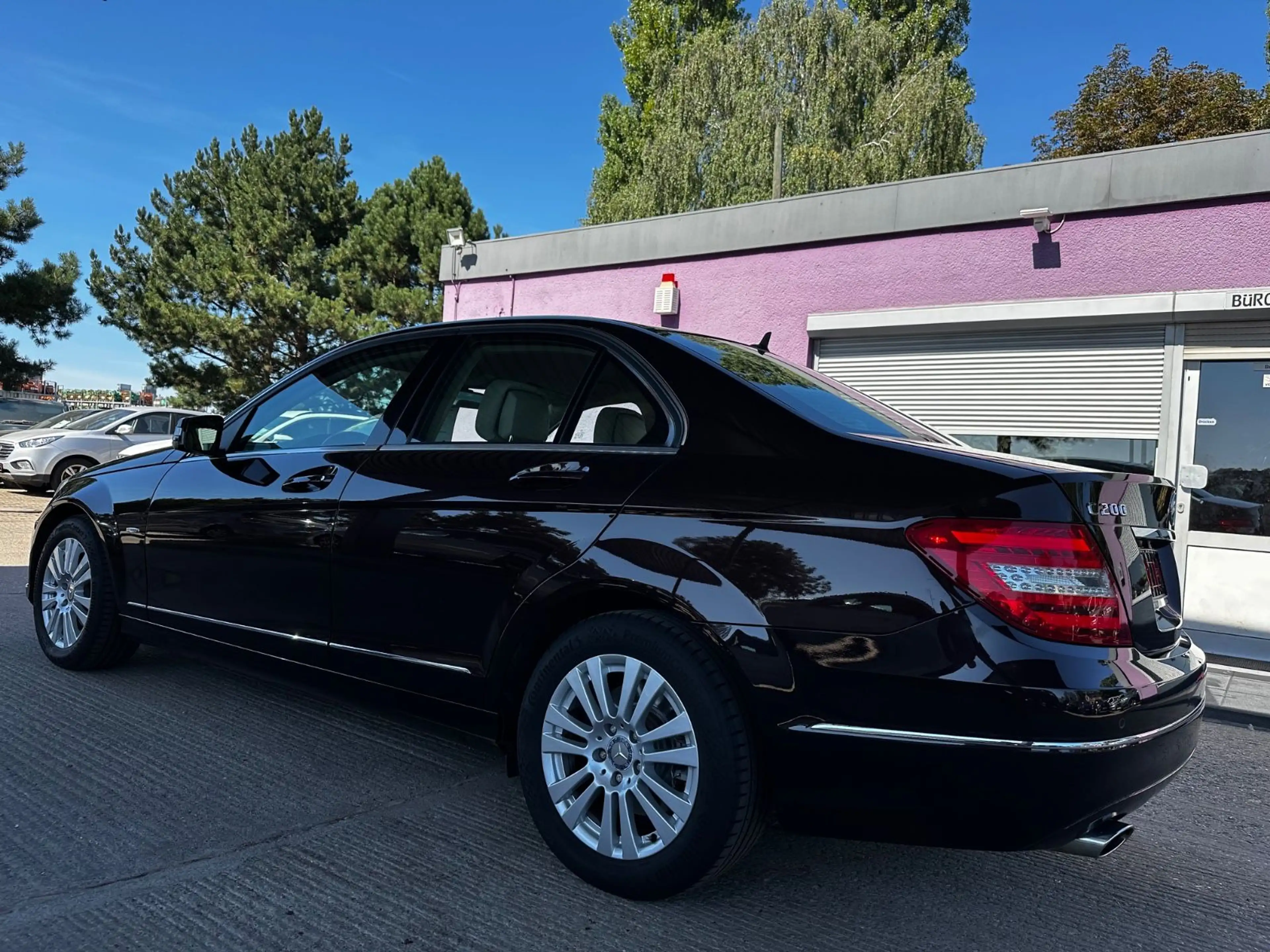 Mercedes-Benz C 200 CGI Elegance BlueEfficiency  Limousine — photo 11