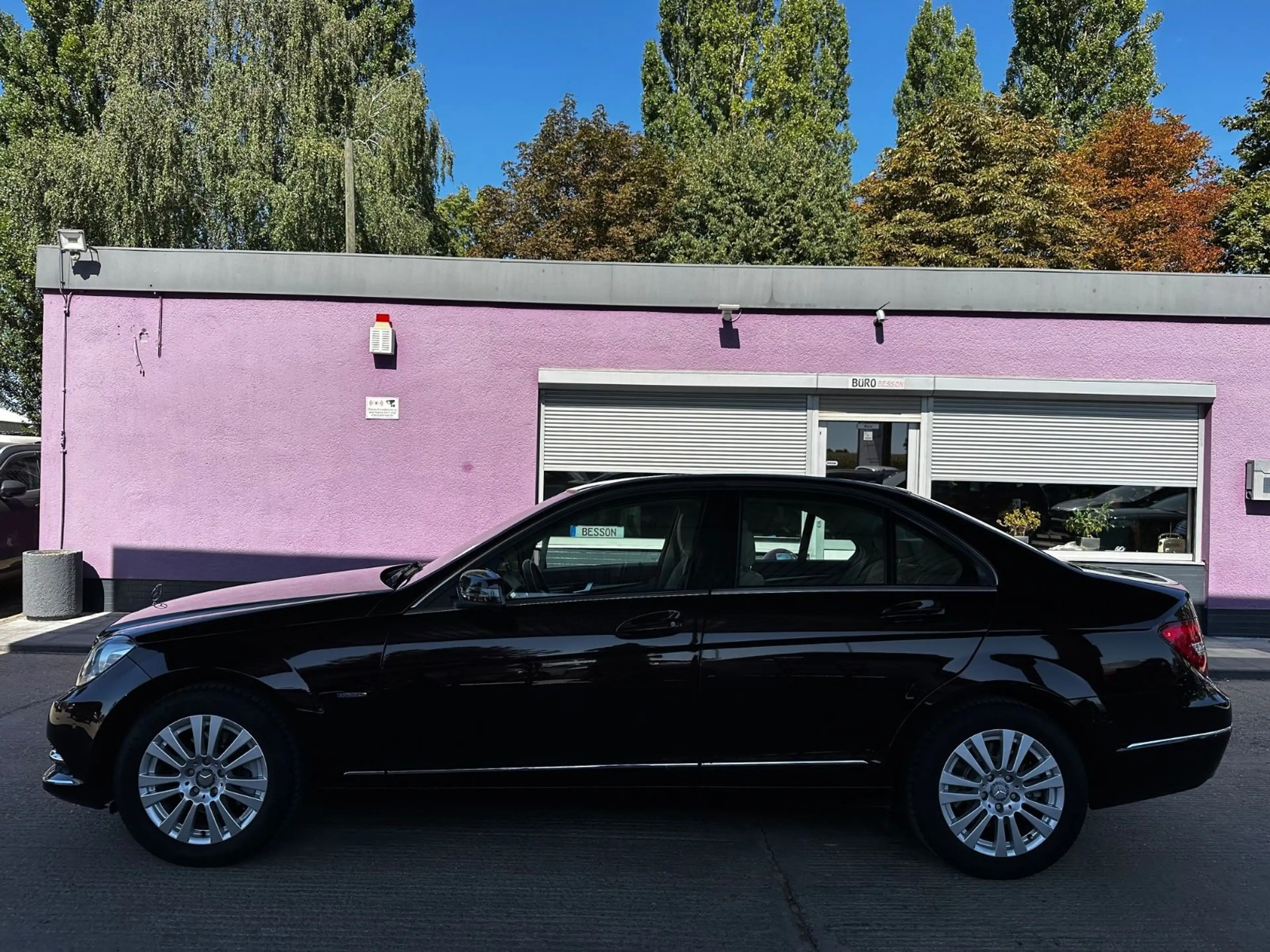 Mercedes-Benz C 200 CGI Elegance BlueEfficiency  Limousine — photo 12