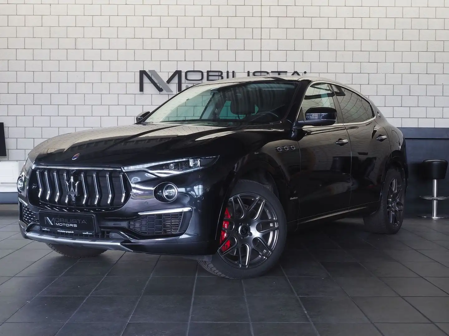Maserati Levante Q4 Gran Lusso V6 Diesel Business Paket MY21 Zwart - 1