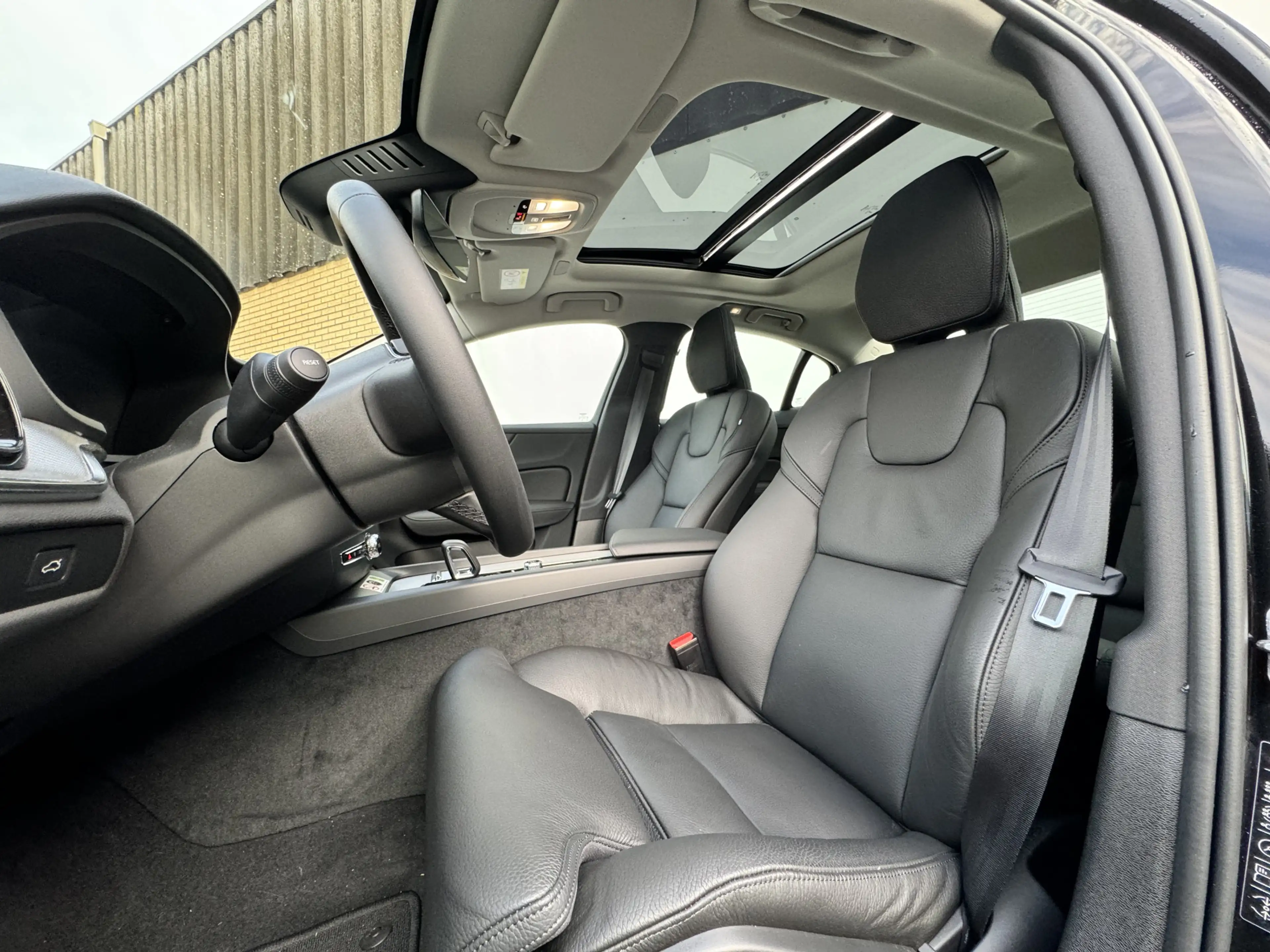 Volvo S60 2.0 B4 Automaat Plus Dark Panoramadak | Black Edit — photo 9