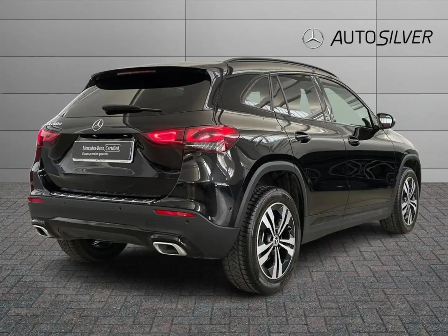 Mercedes-Benz GLA 200 d Automatic Sport Plus Nero - 2